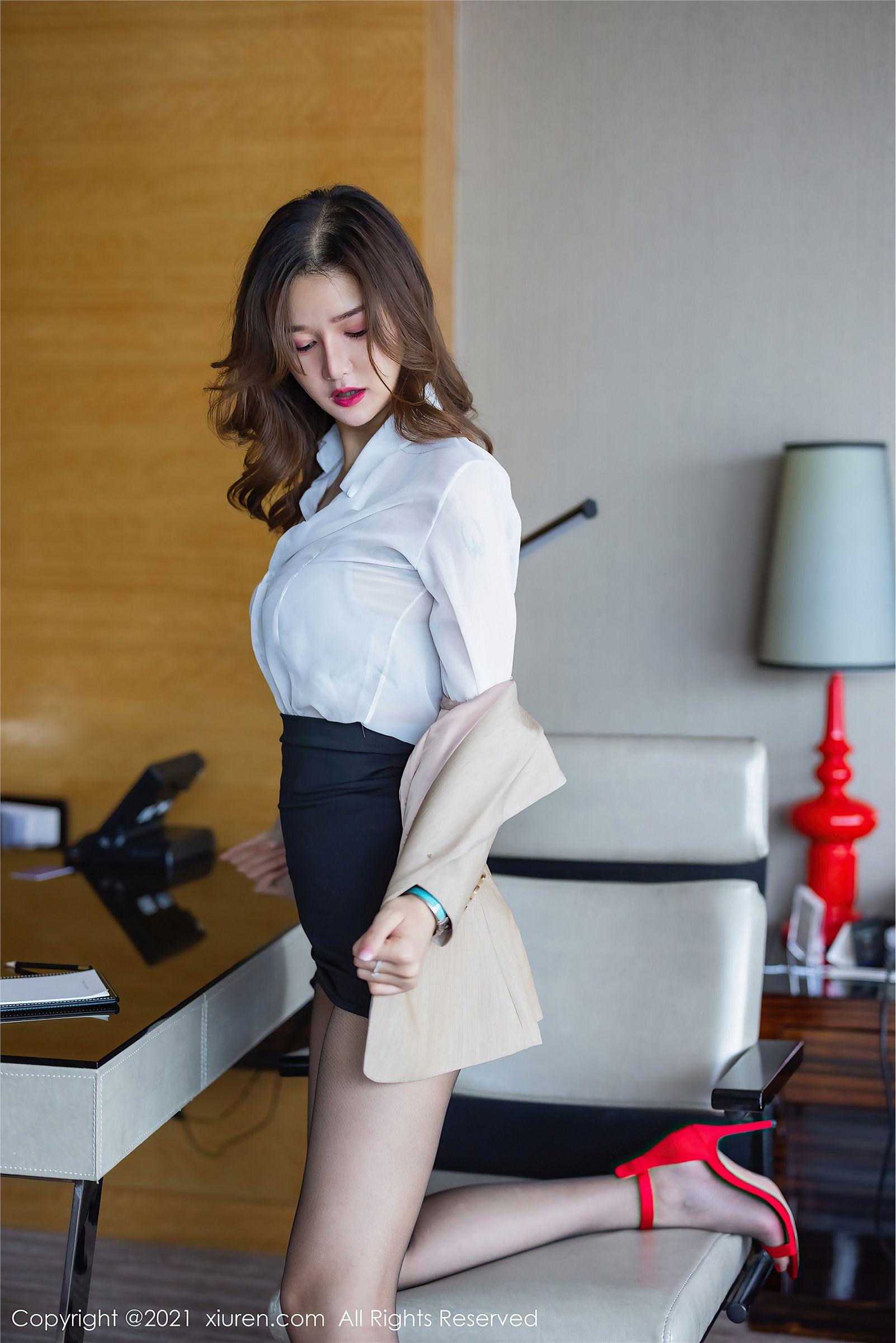 [XIUREN秀人网] 2021.07.22 NO.3700 文芮jeninfer_p006