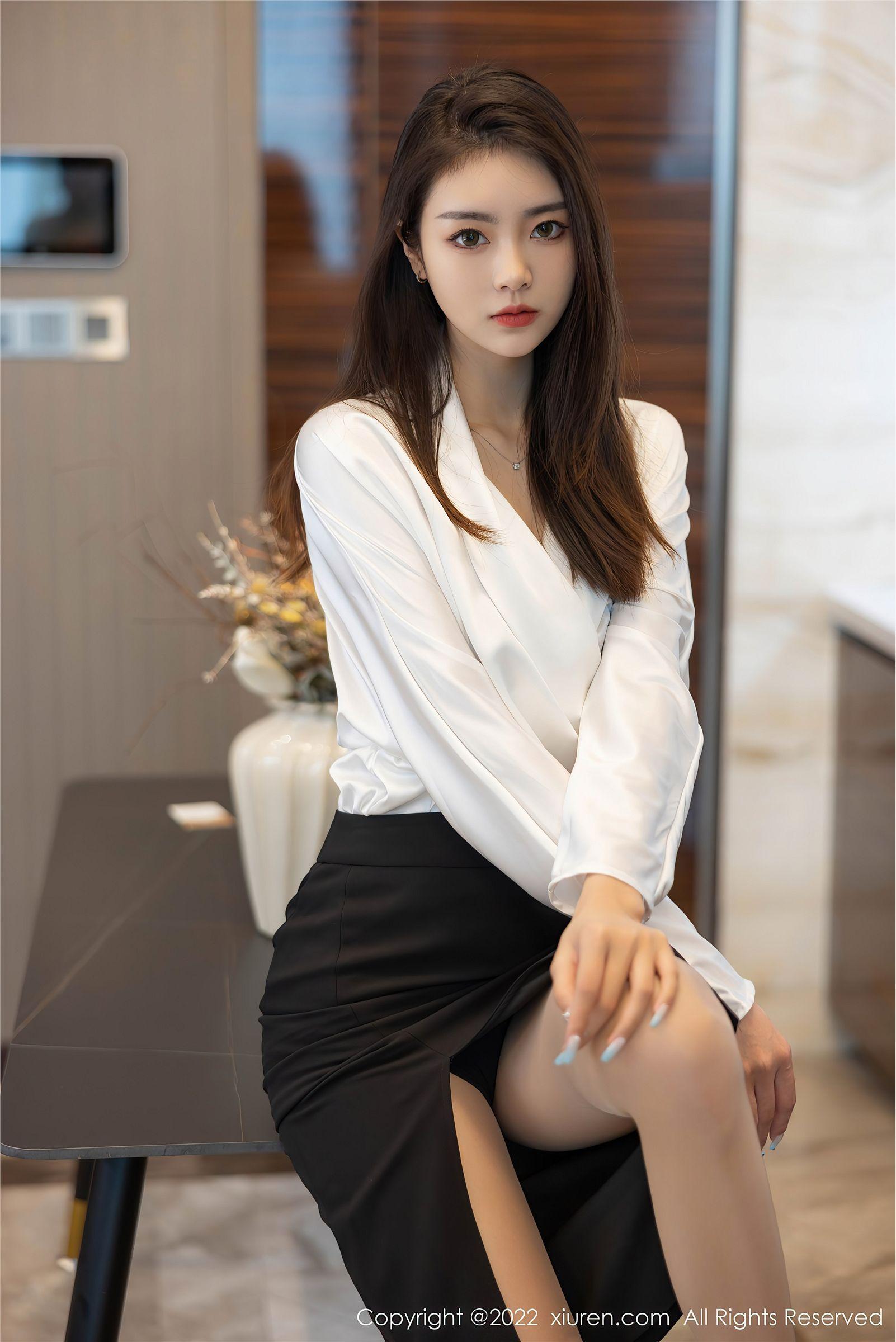 [XIUREN秀人网] 2022.04.14 NO.4869 可樂Vicky_p052
