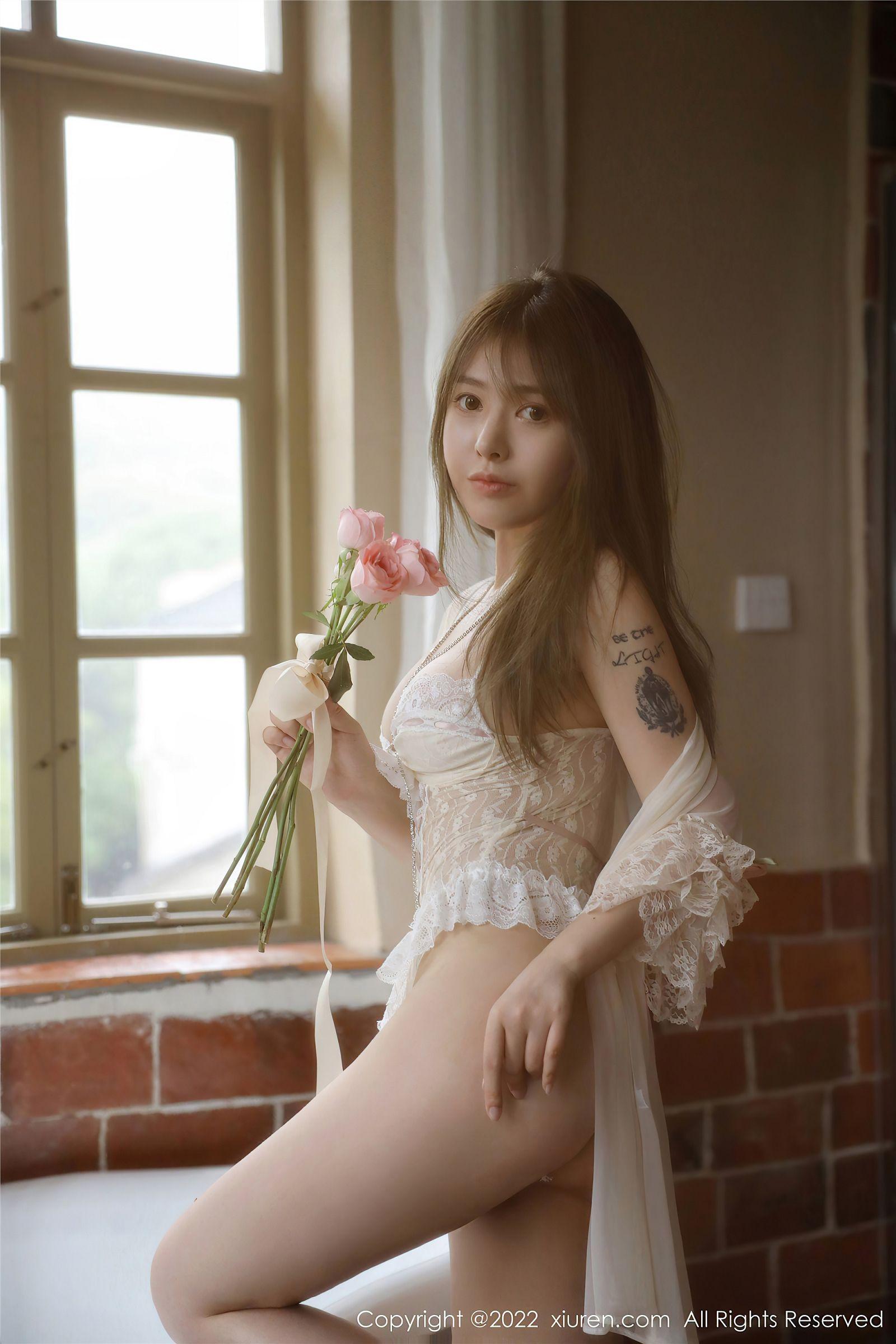[XIUREN秀人网] 2022.06.22 NO.5175 Evelyn艾莉_p035