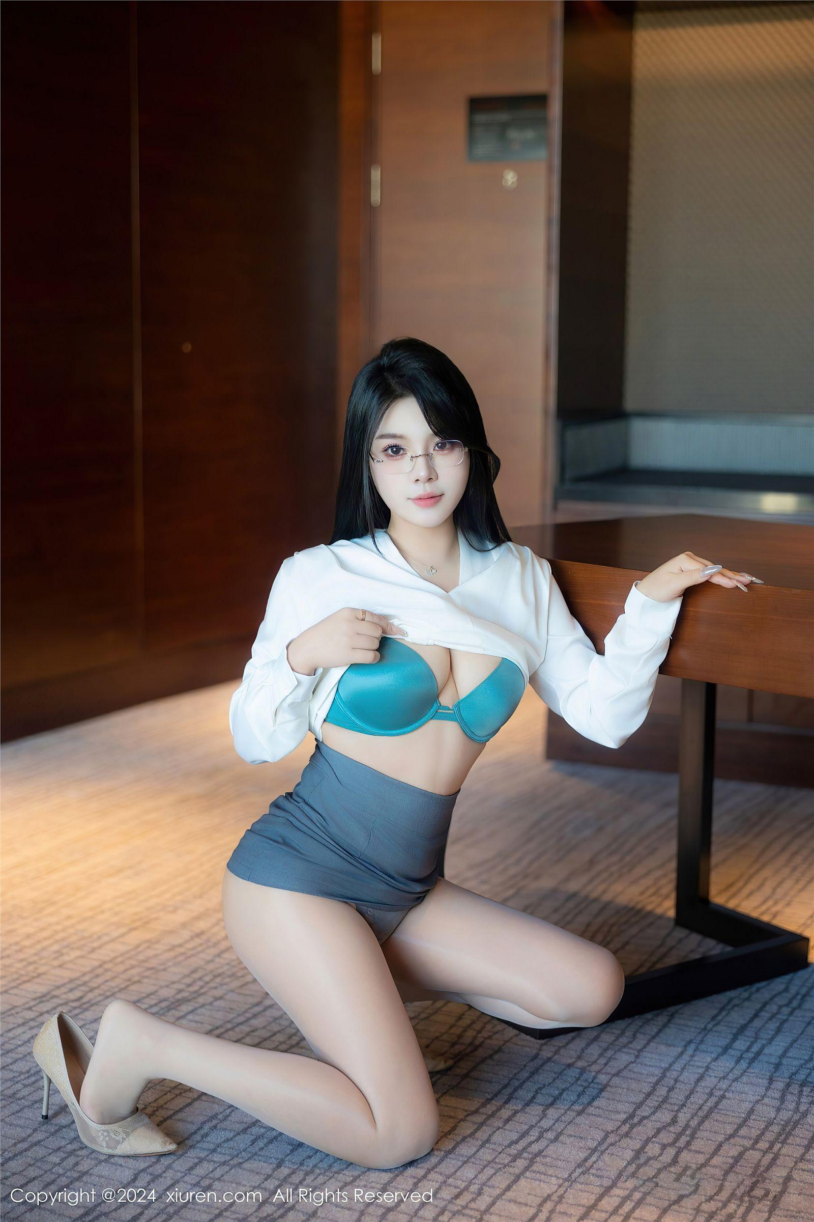 [XIUREN秀人网] 2024.08.09 NO.8989 麦田_p008