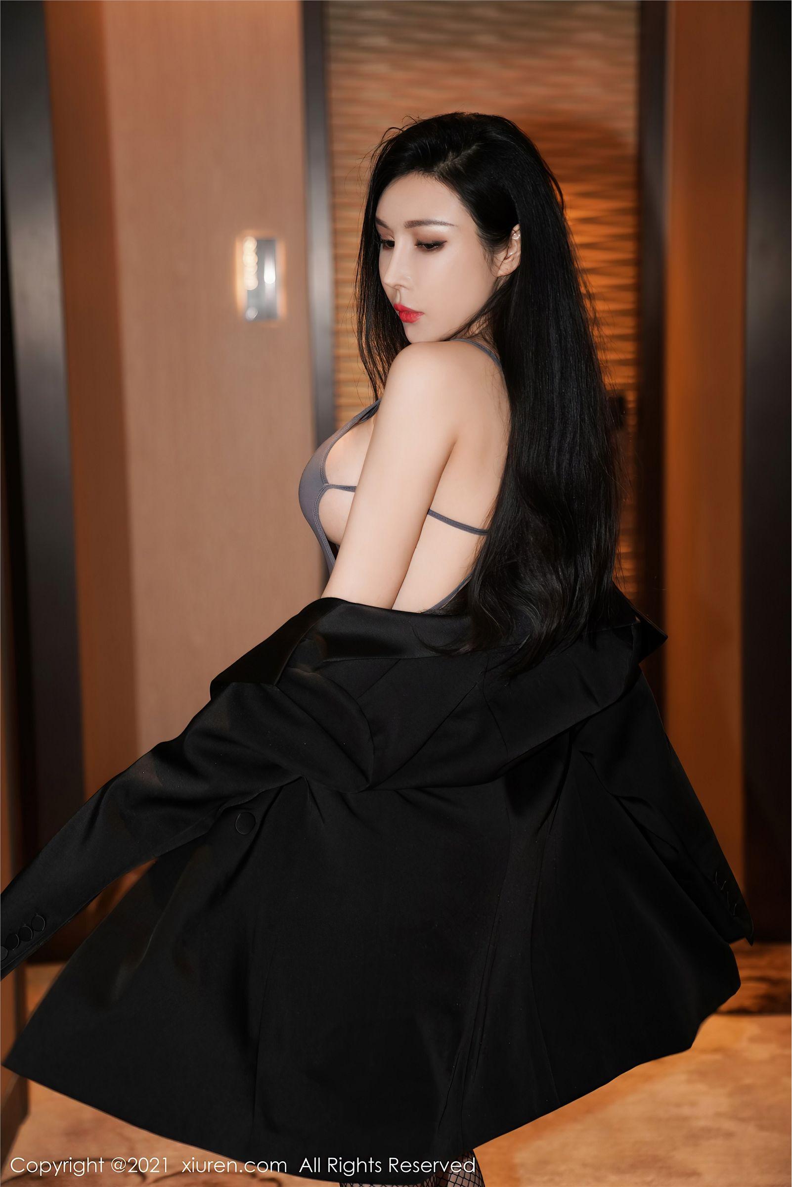 [XIUREN秀人网] 2021.05.19 NO.3432 田冰冰_p034