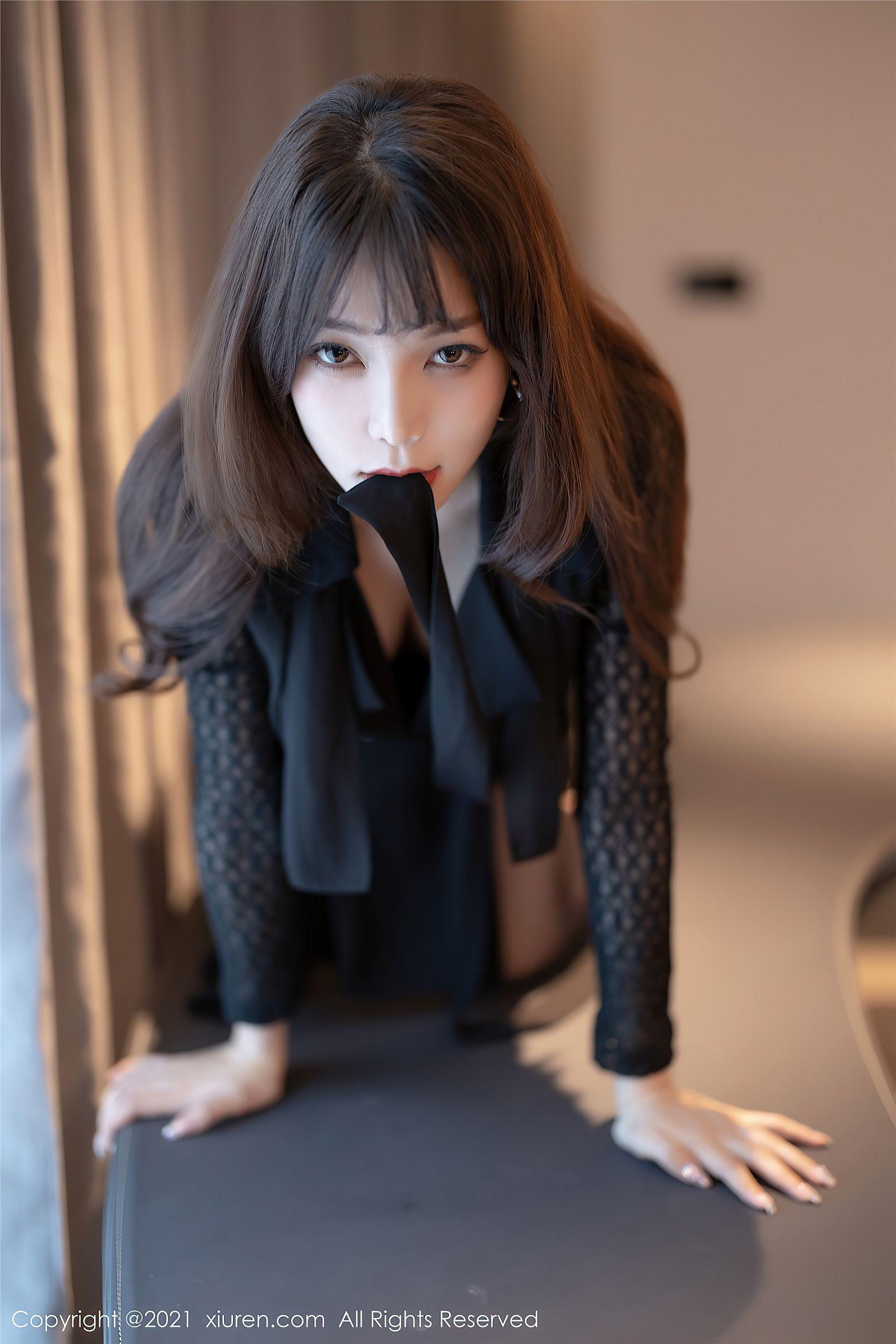 [XIUREN秀人网] 2021.06.28 NO.3595 芝芝Booty_p008