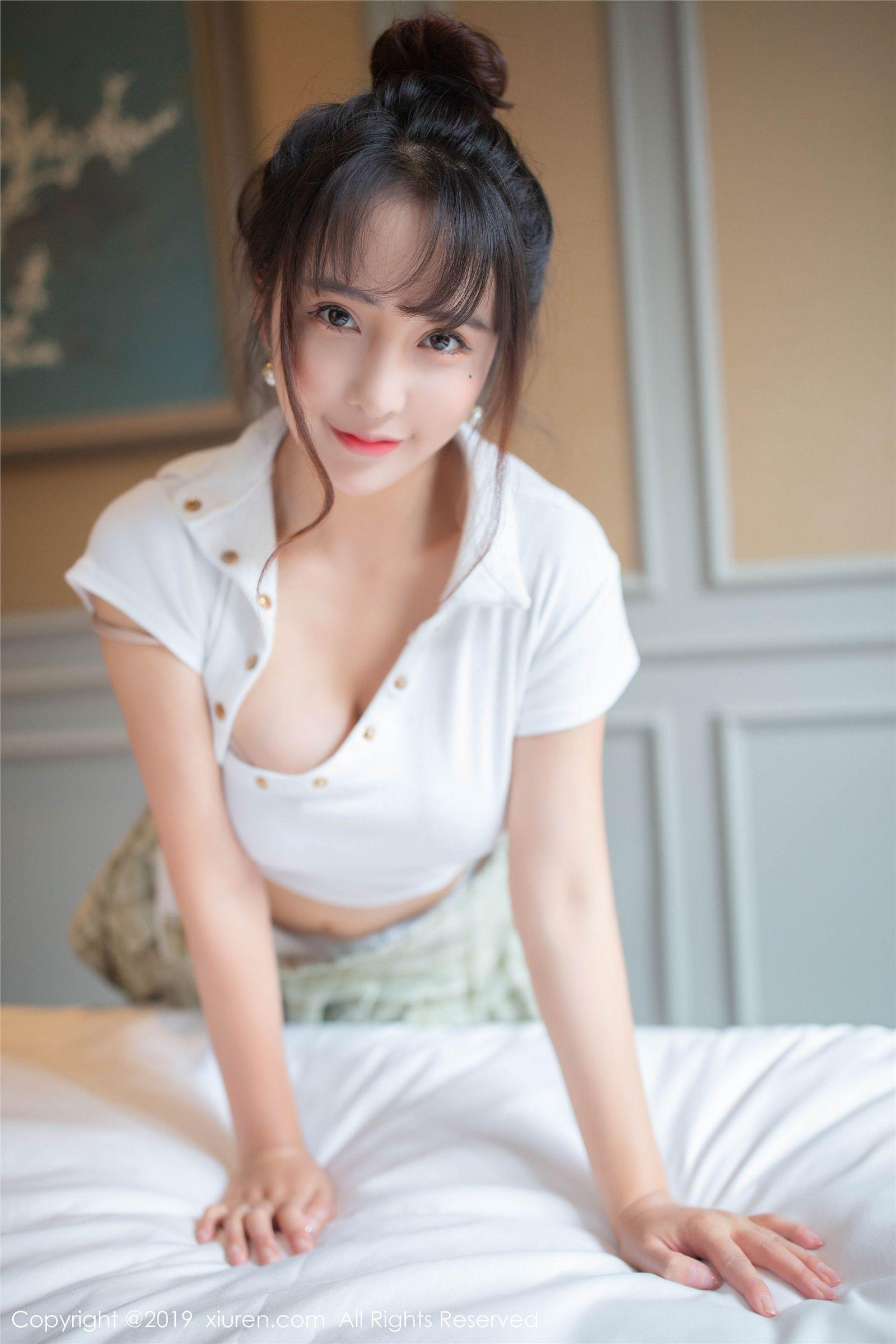 [XIUREN秀人网] 2019.09.30 NO.1705 颜值清甜靓丽肌肤娇嫩胜雪 陶喜乐_lele_p056