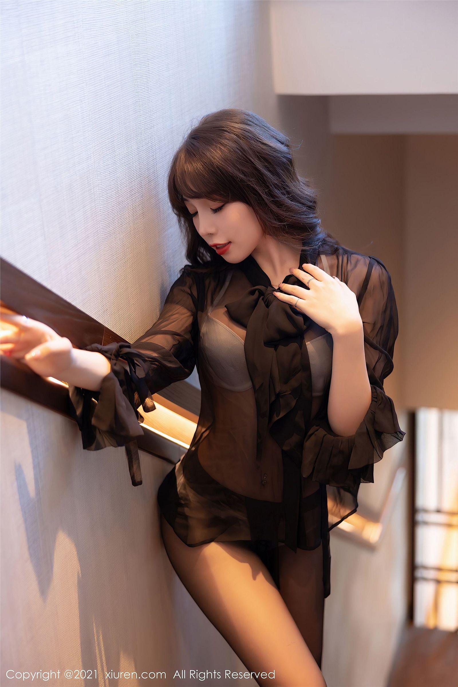 [XIUREN秀人网] 2021.10.25 NO.4114 芝芝Booty_p050