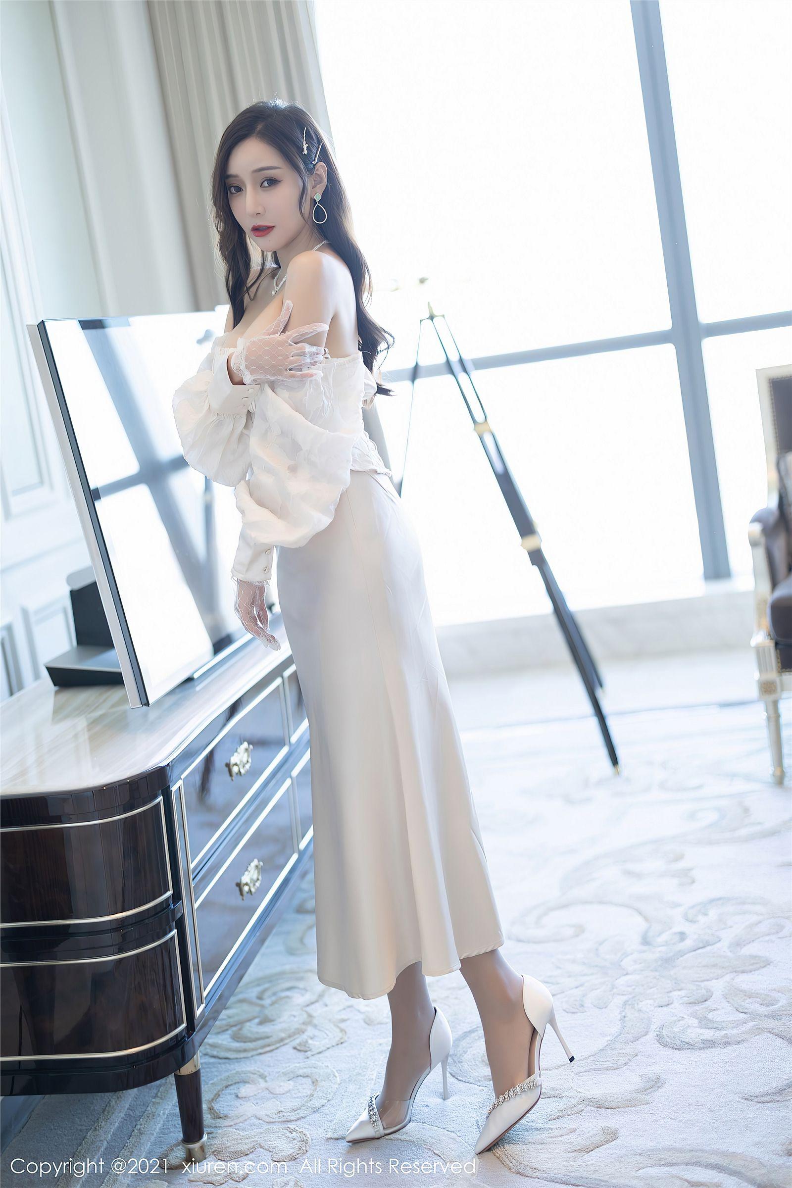 [XIUREN秀人网] 2021.10.28 NO.4136 王馨瑶yanni_p030