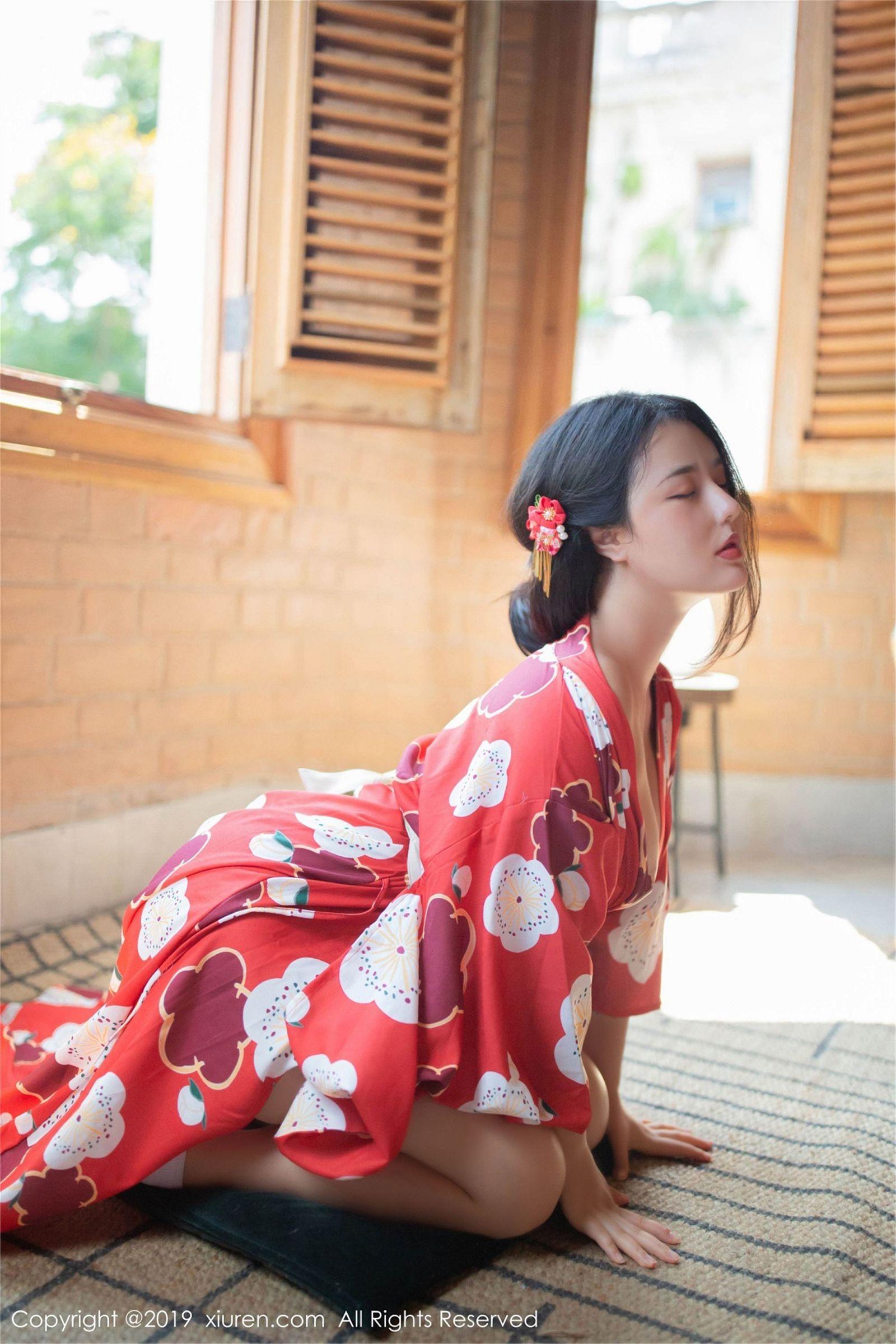 [XIUREN秀人网] 2019.06.11 NO.1492 美臀女神 Manuela玛鲁娜_p054