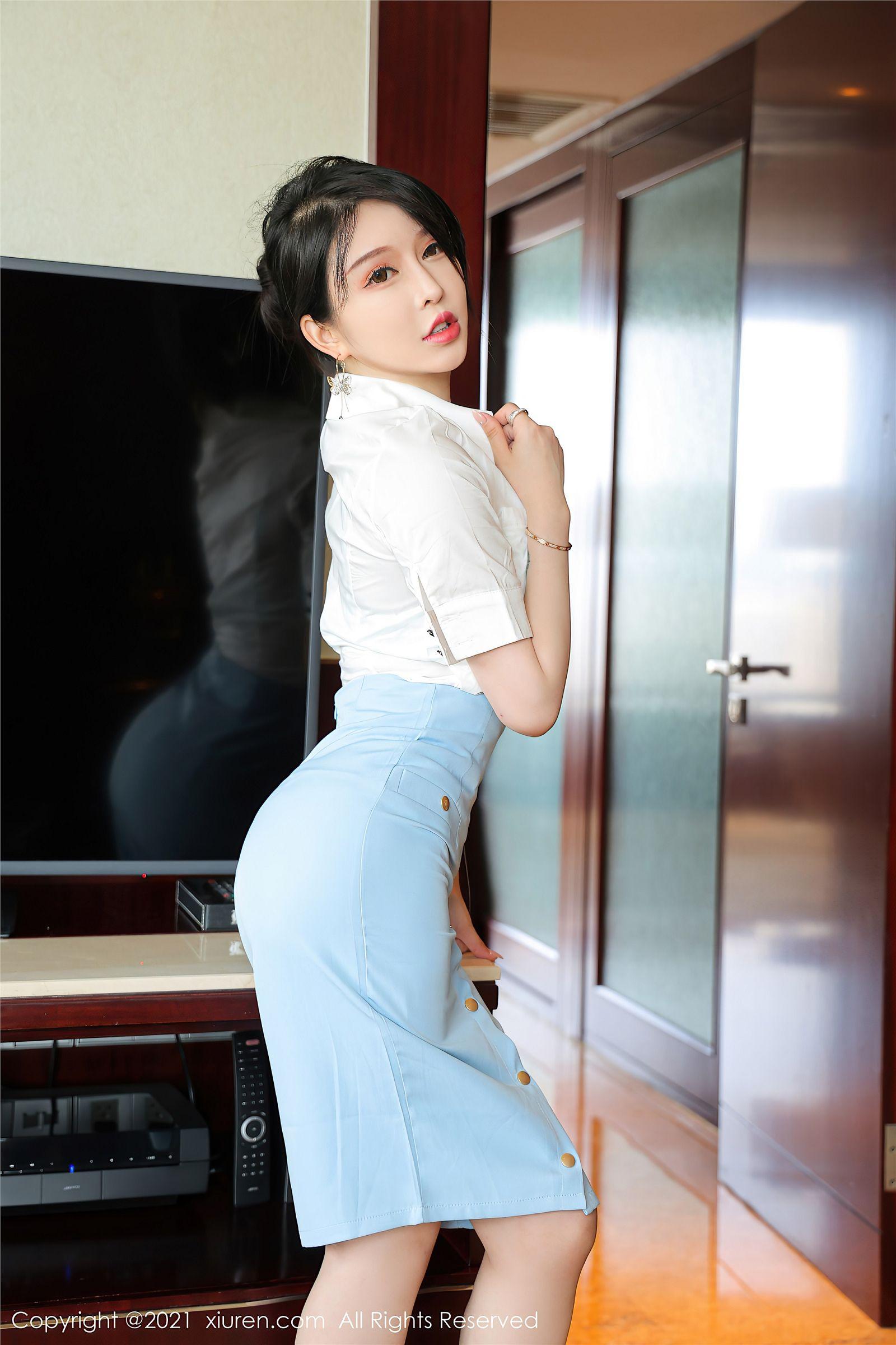 [XIUREN秀人网] 2021.08.18 NO.3812 玉兔miki_p016