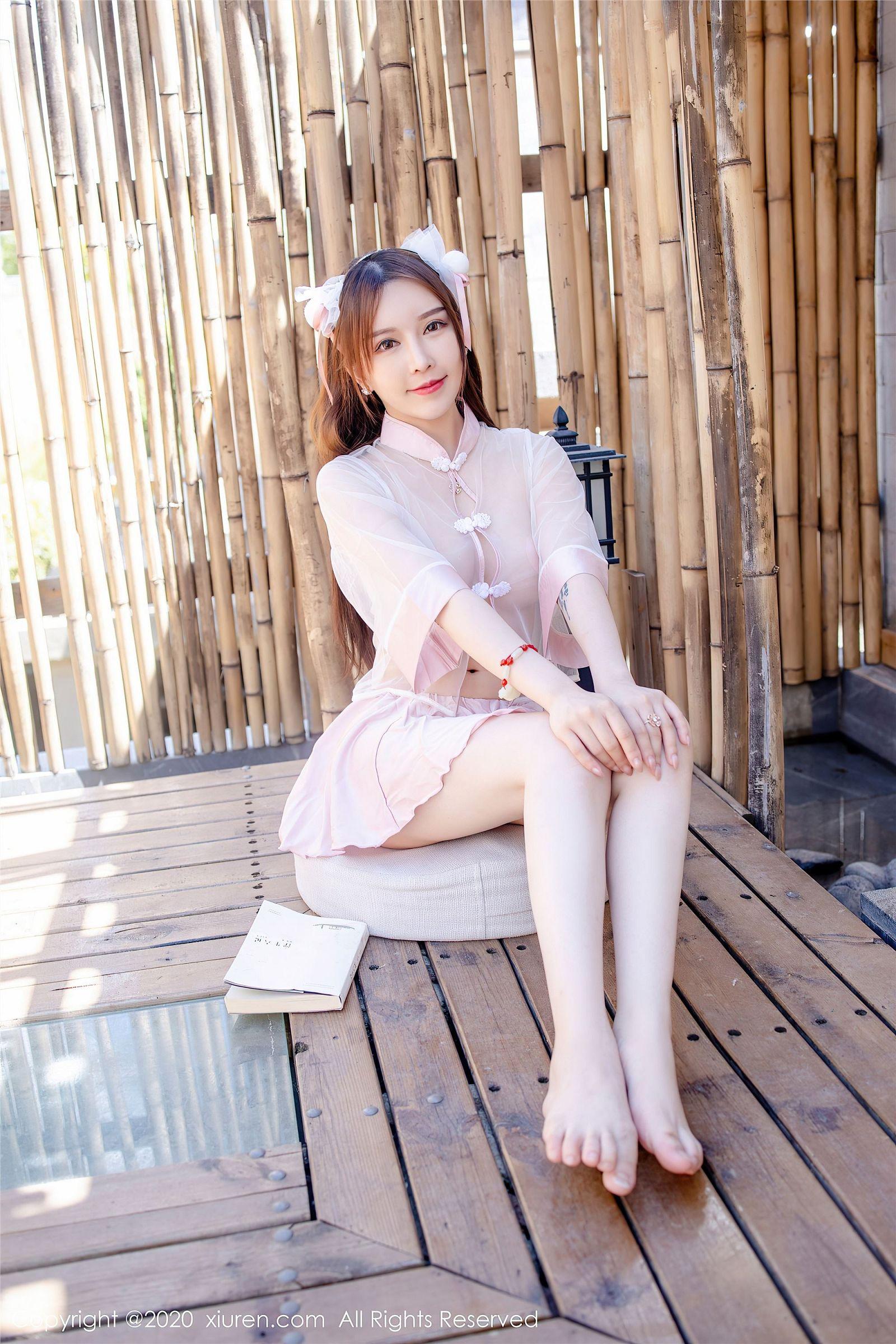 [XIUREN秀人网] 2020.09.01 NO.2510 玉兔miki_p022