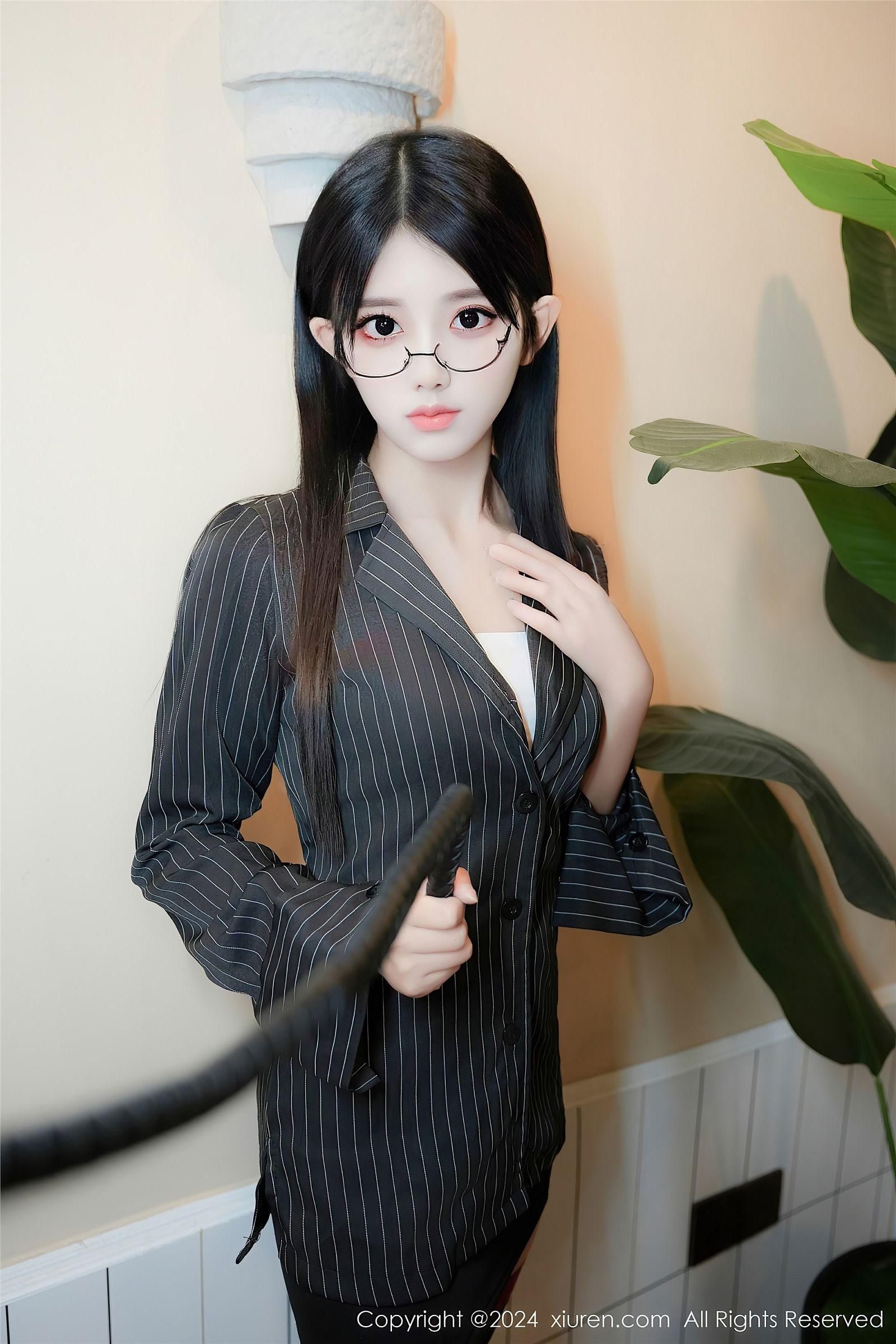 [XIUREN秀人网] 2024.07.04 NO.8802 美少女@_p045