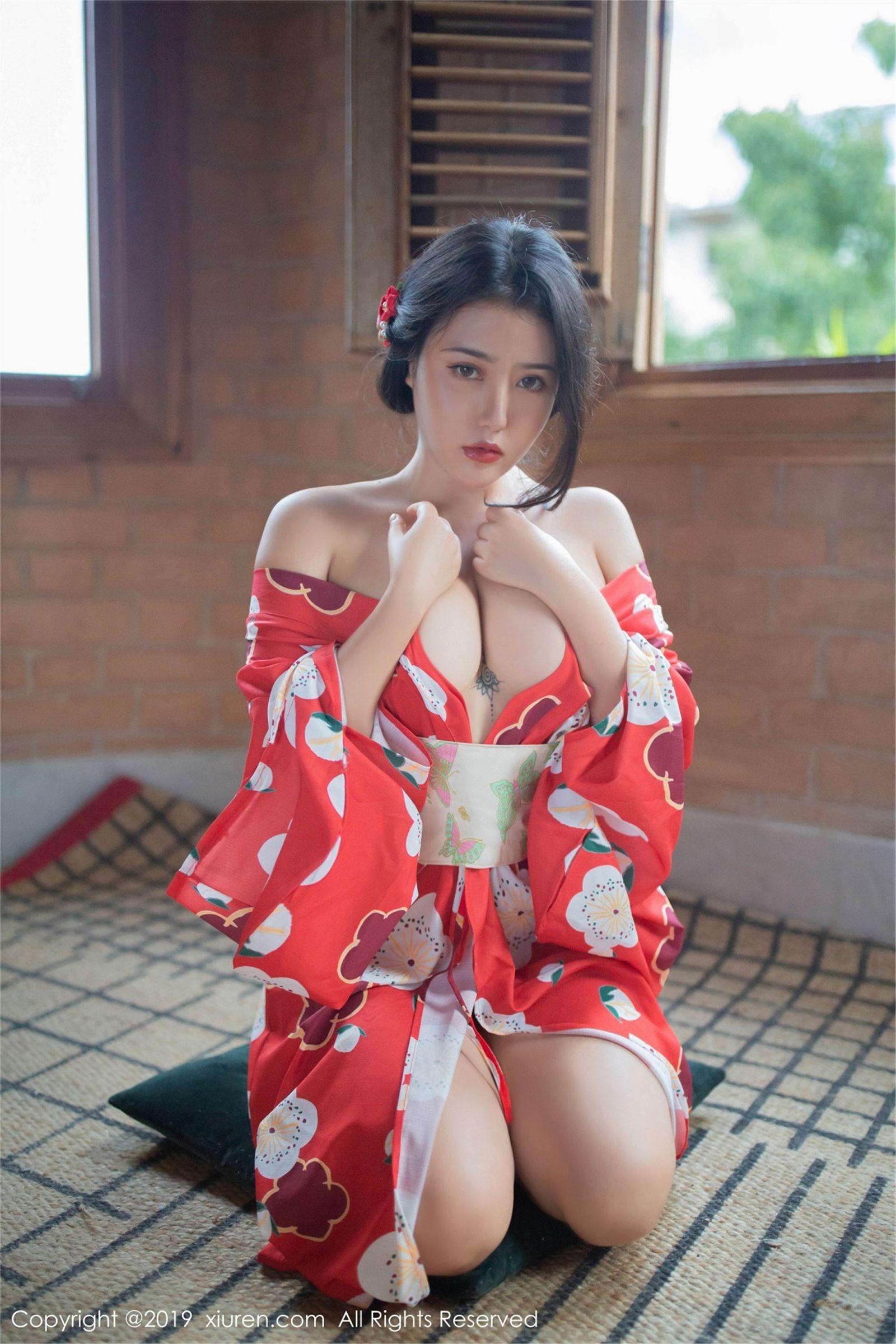 [XIUREN秀人网] 2019.06.11 NO.1492 美臀女神 Manuela玛鲁娜_p023