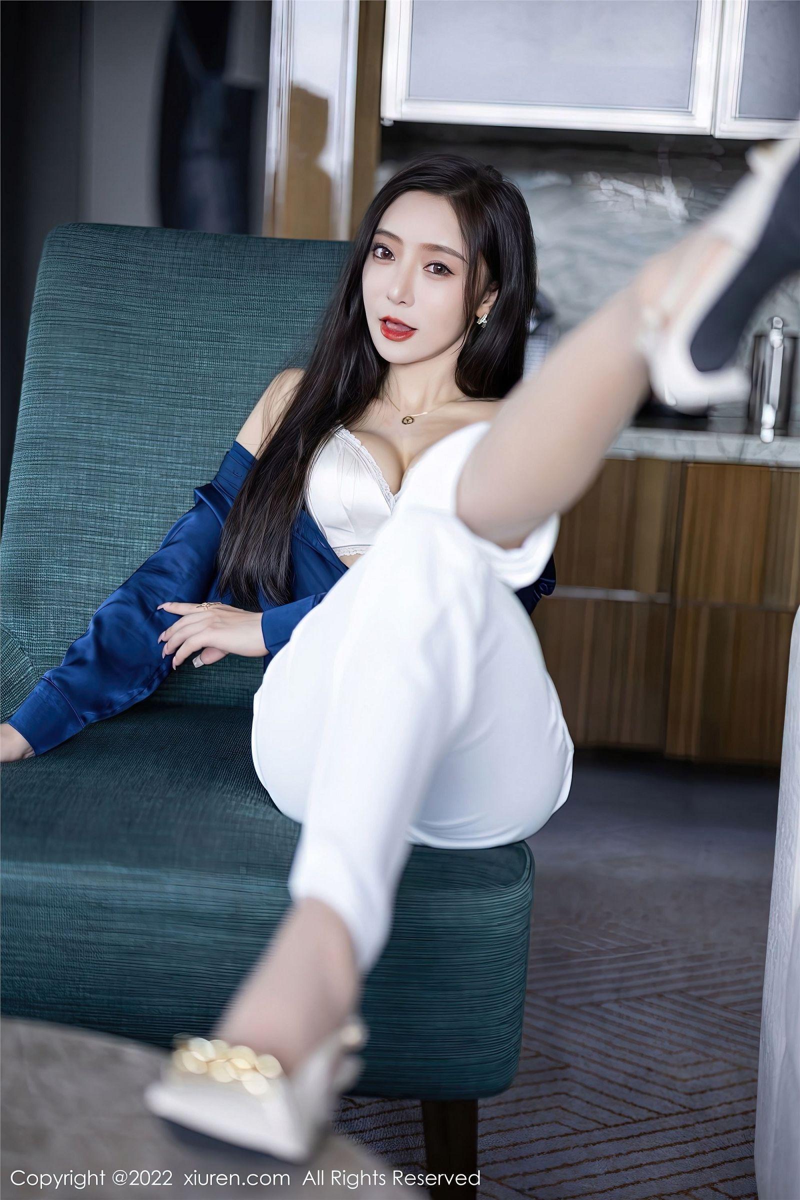 [XIUREN秀人网] 2022.11.01 NO.5790 王馨瑶yanni_p022