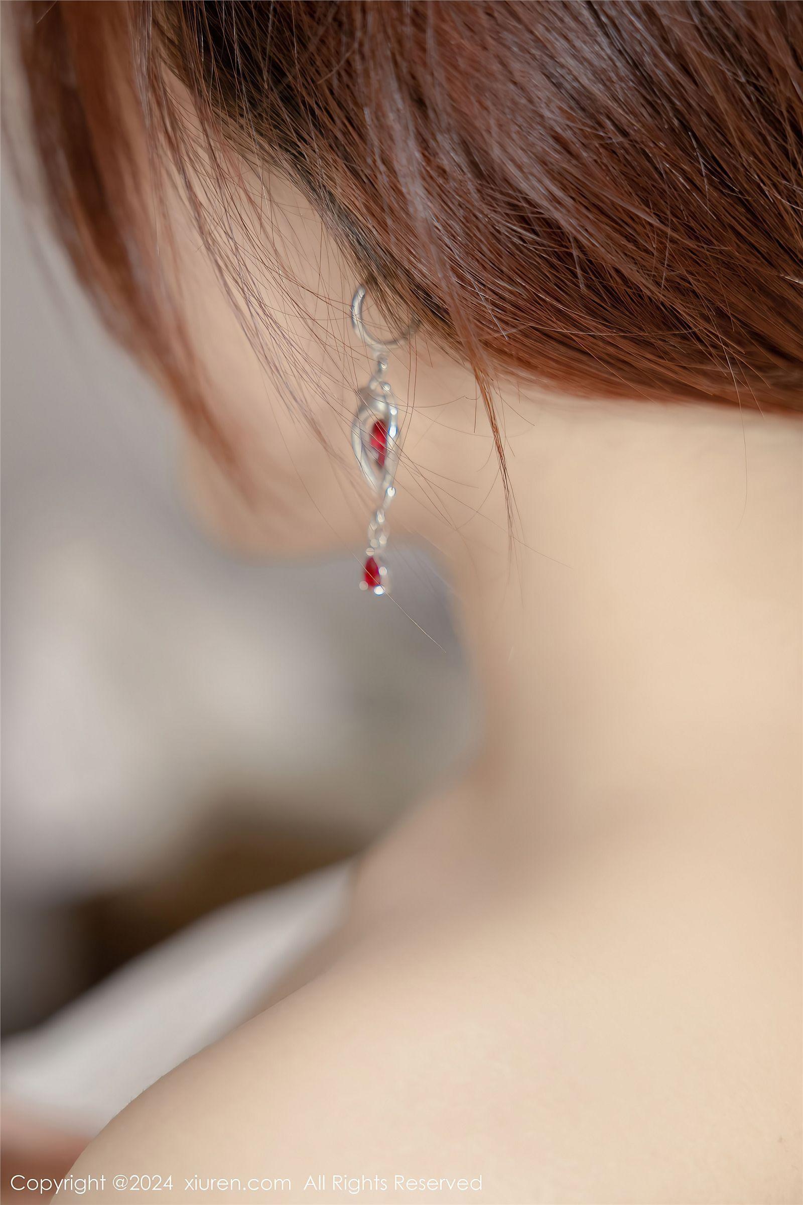 [XIUREN秀人网] 2024.08.20 NO.9037 吴婷婉_p032