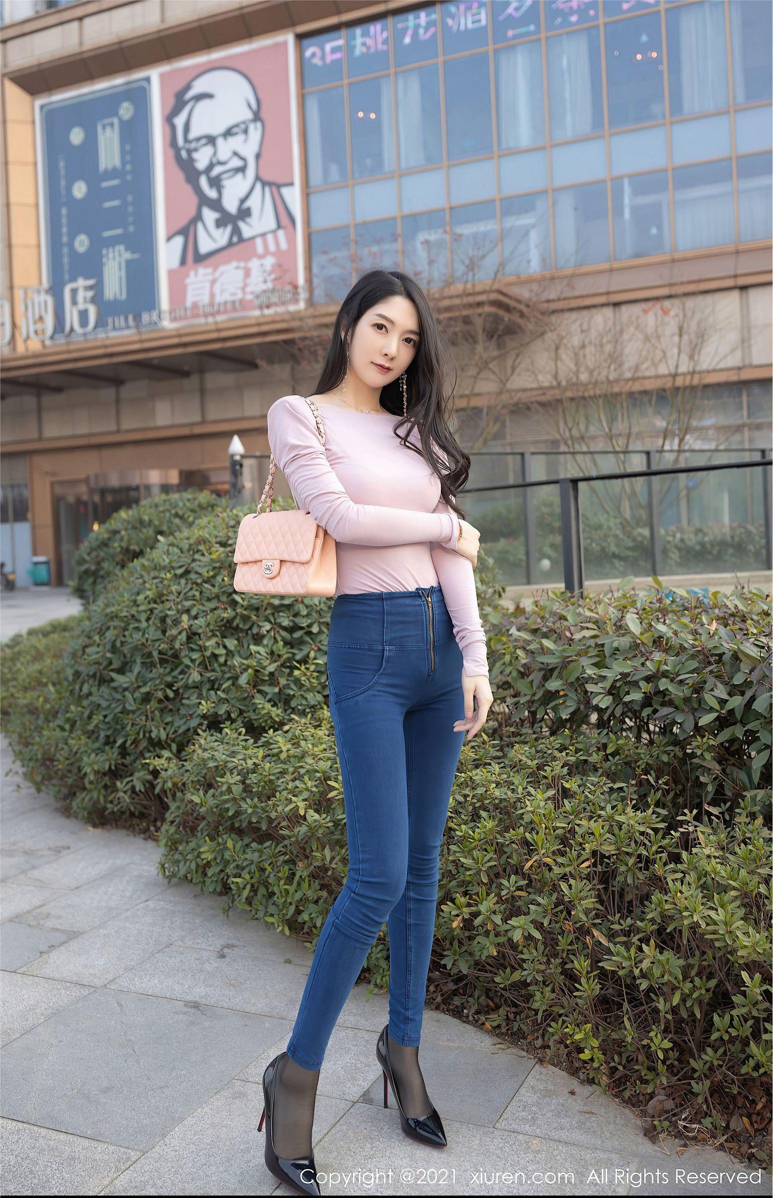 [XIUREN秀人网] 2021.03.22 NO.3227 Angela00_p063