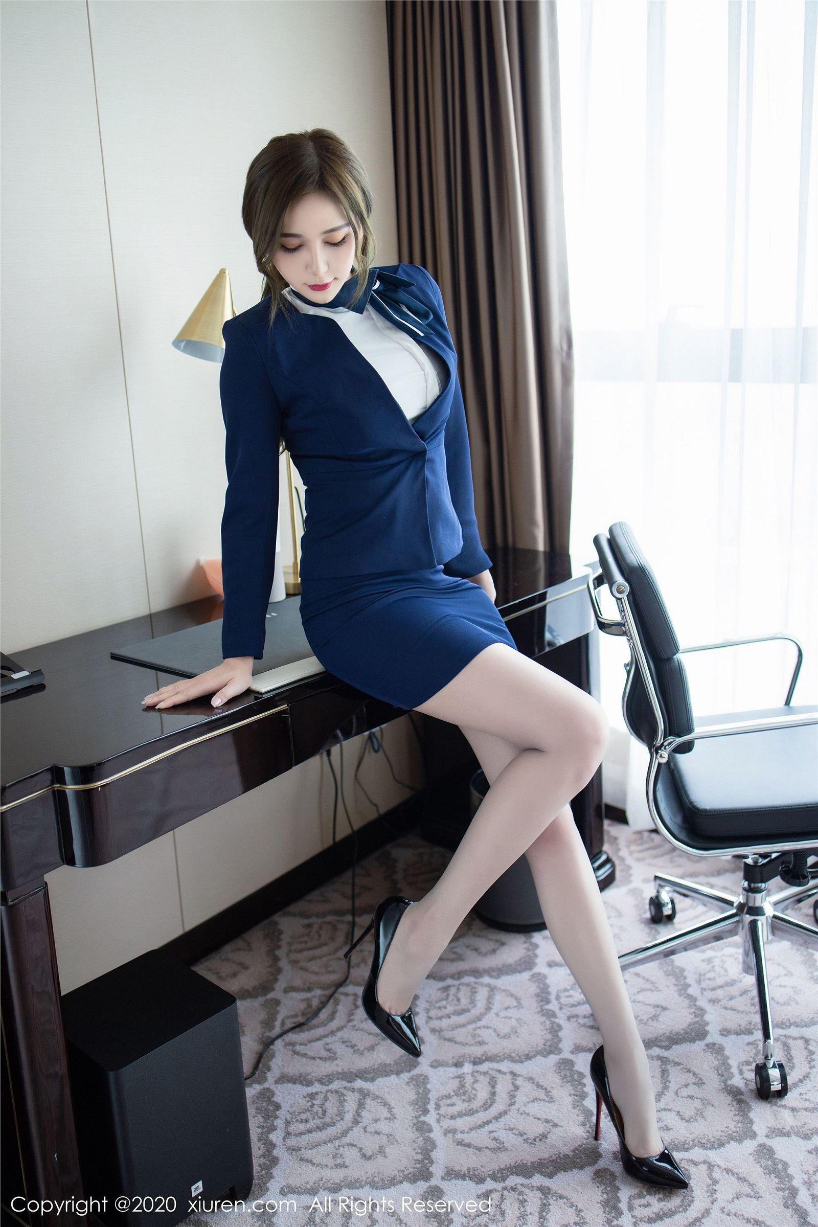 [XIUREN秀人网] 2020.05.06 NO.2221 Lavinia肉肉_p051
