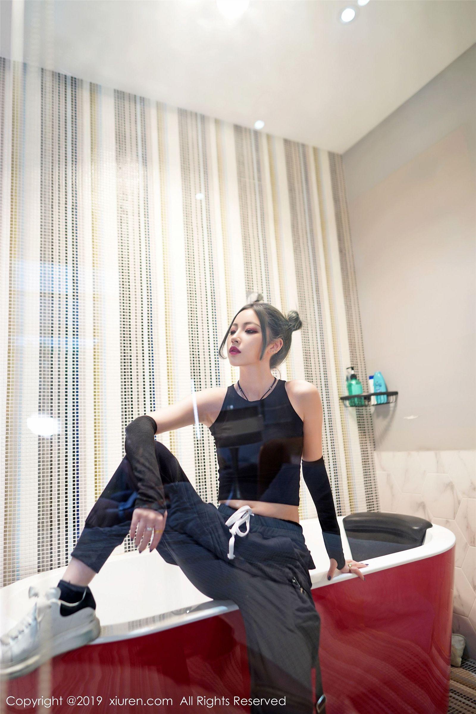 [XIUREN秀人网] 2019.08.26 NO.1644 贾诗晗_p040