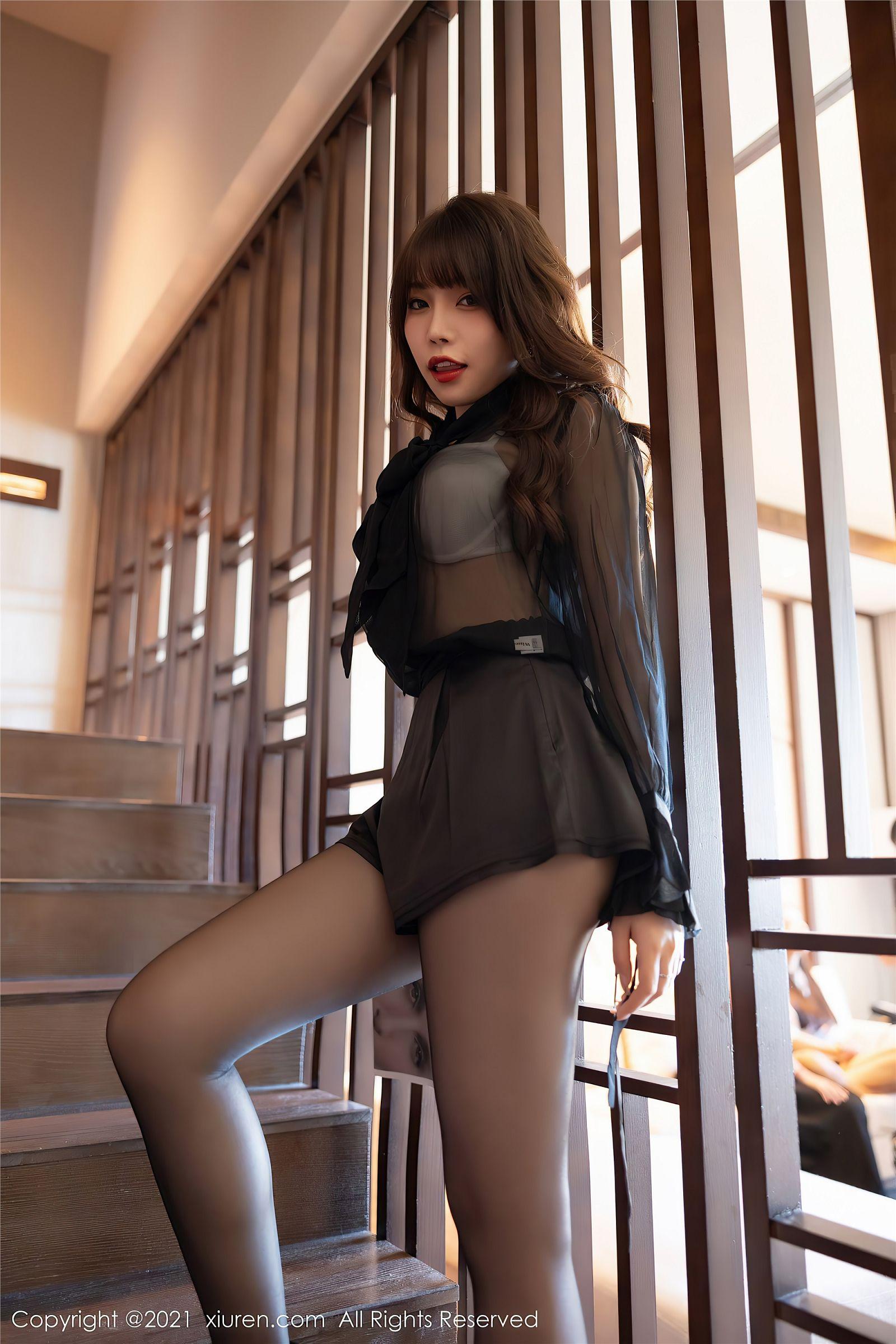[XIUREN秀人网] 2021.10.25 NO.4114 芝芝Booty_p031