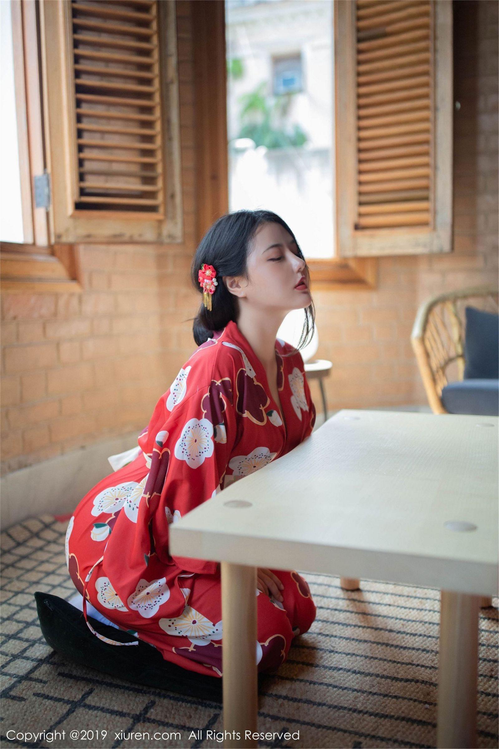 [XIUREN秀人网] 2019.06.11 NO.1492 美臀女神 Manuela玛鲁娜_p040