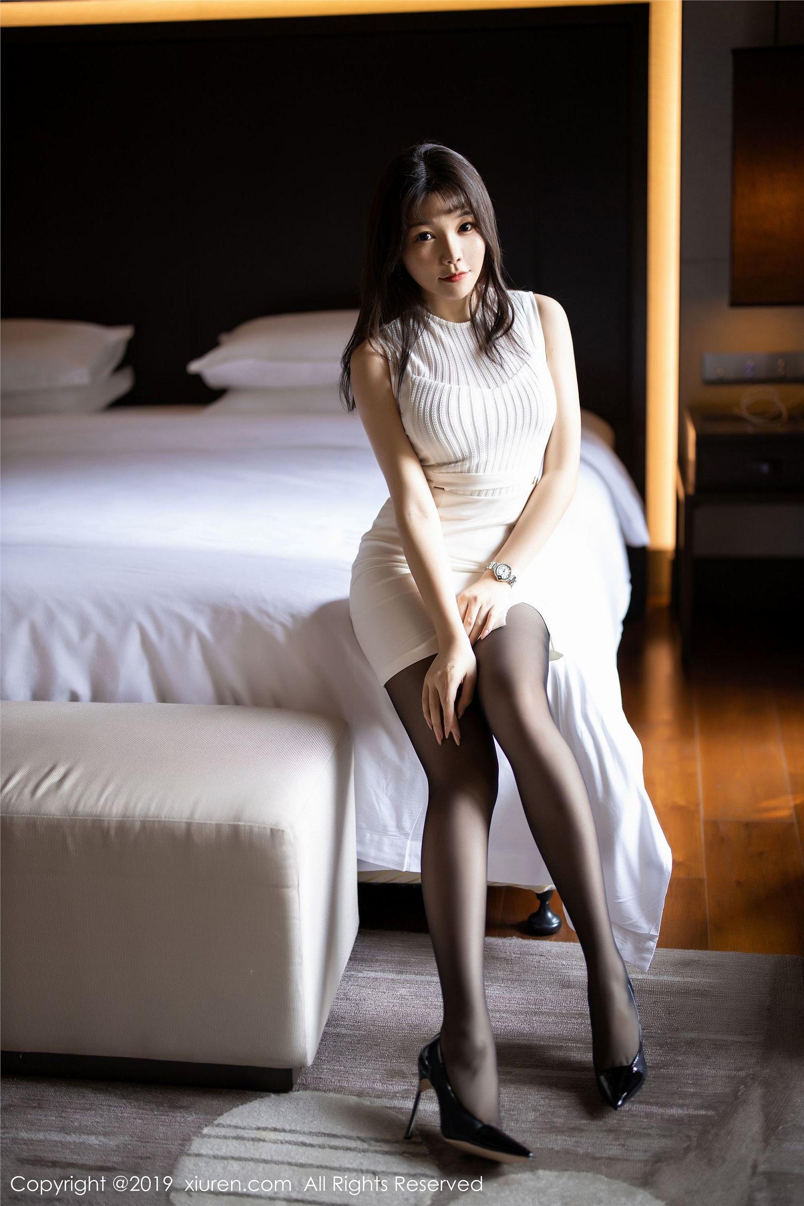 [XIUREN秀人网] 2019.10.09 NO.1714 芝芝Booty_p005