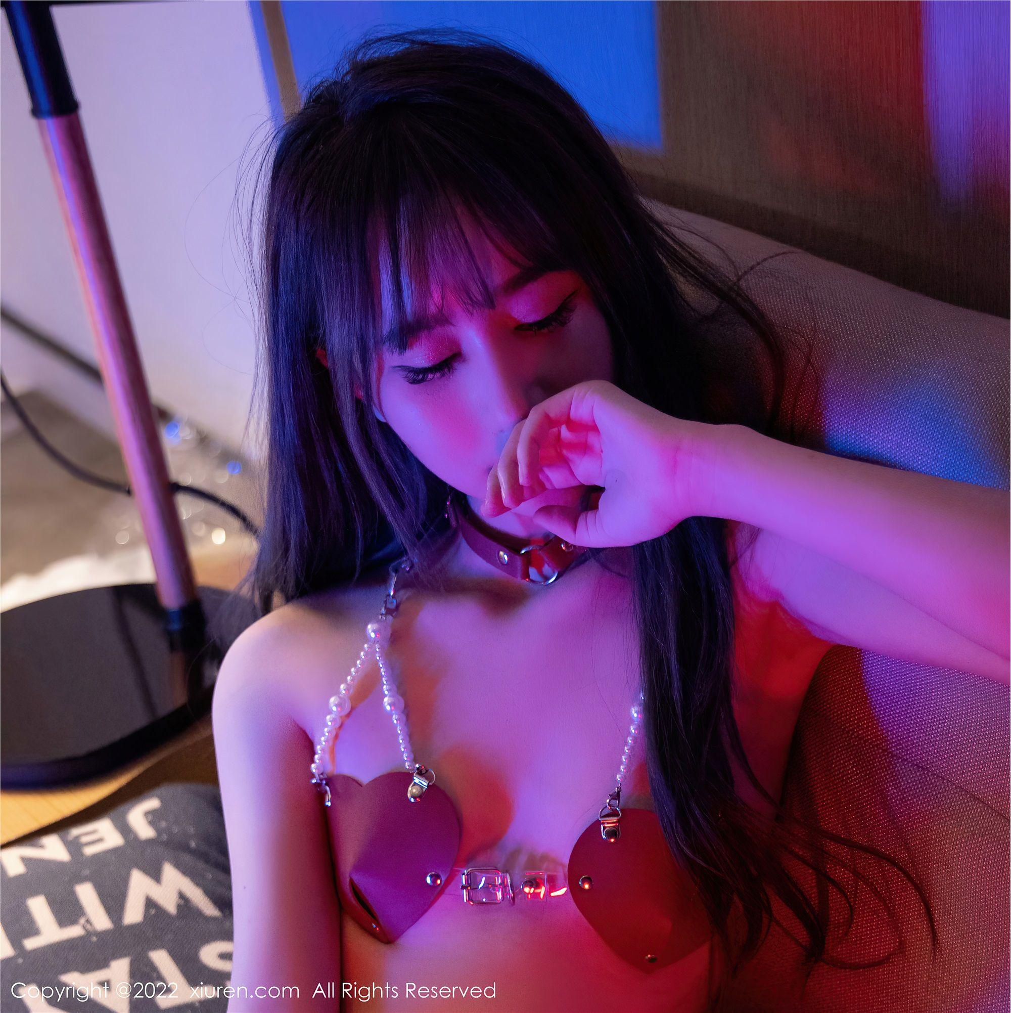 [XIUREN秀人网] 2022.06.13 NO.5136 小果冻儿_p022