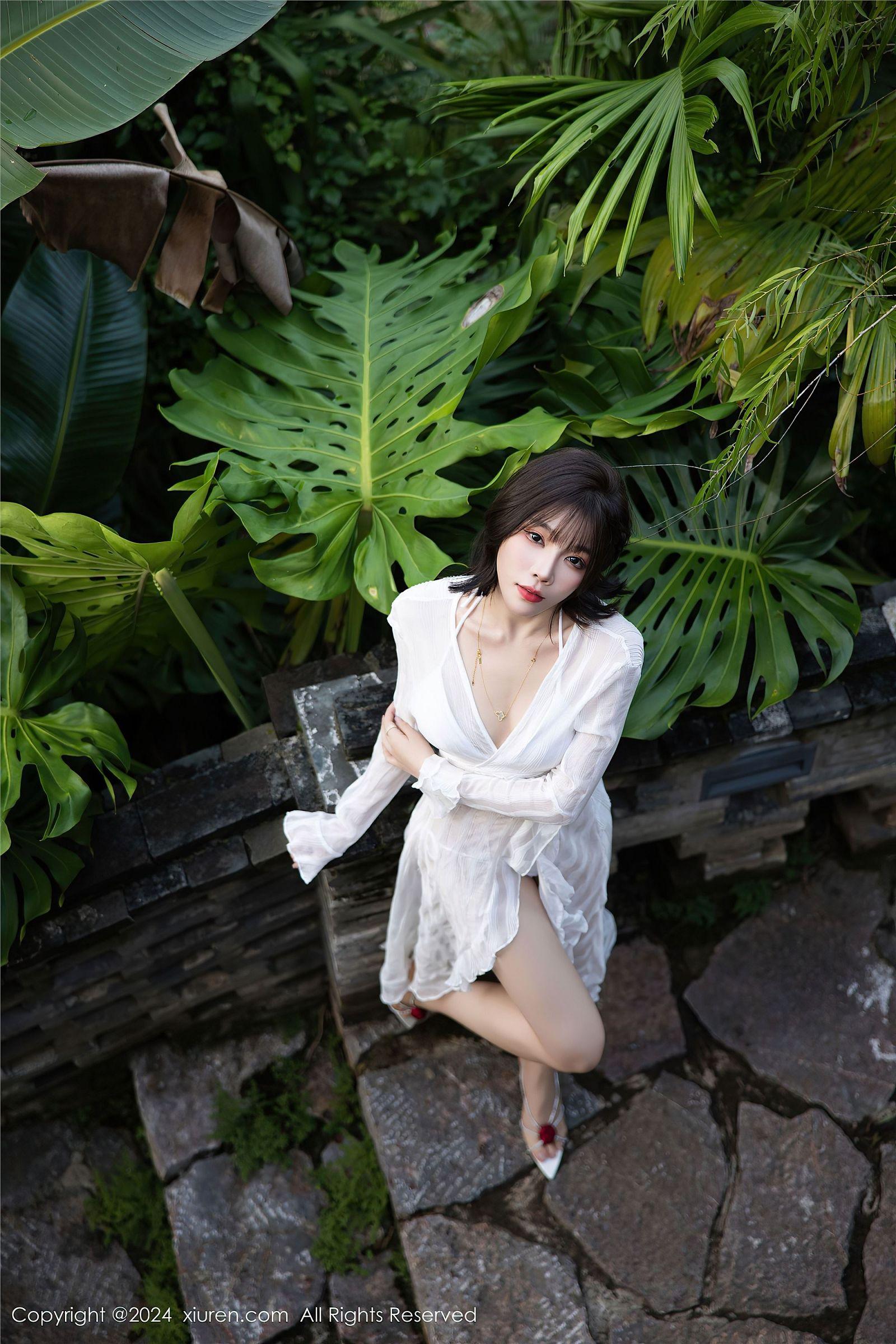 [XIUREN秀人网] 2024.10.31 NO.9375 徐莉芝Booty_p001