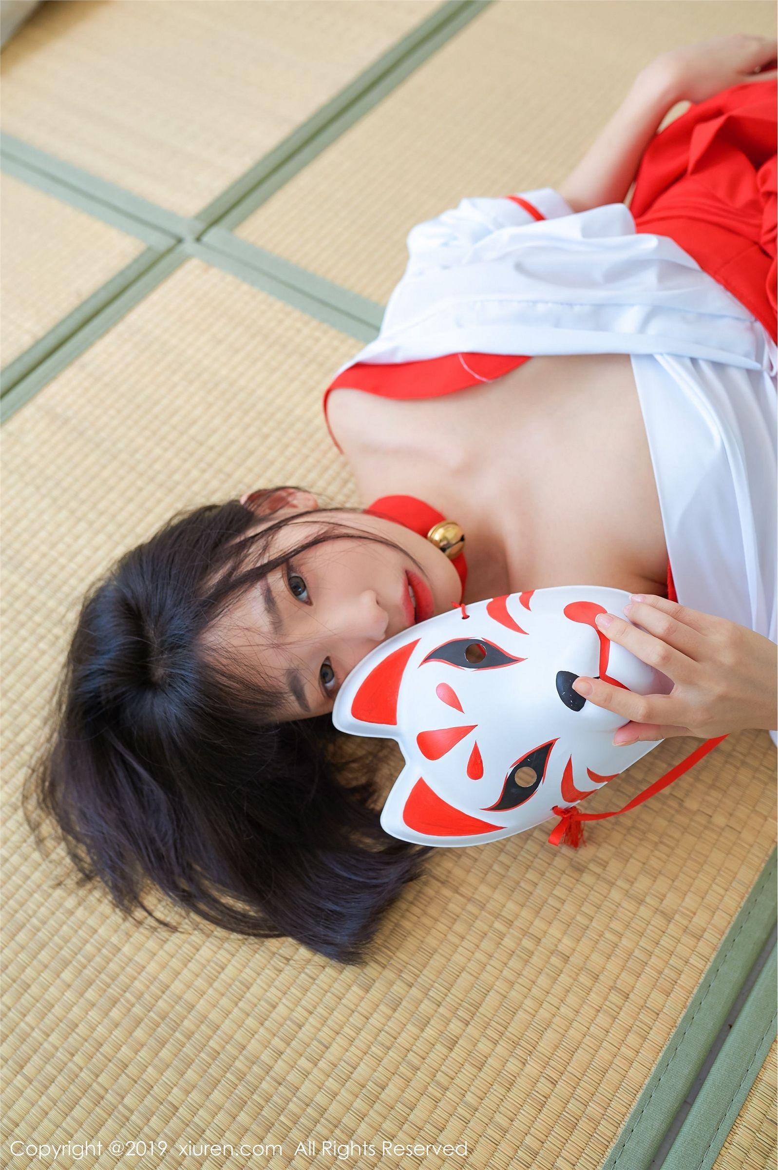 [XIUREN秀人网] 2019.09.29 NO.1702 模特_卿卿_p012
