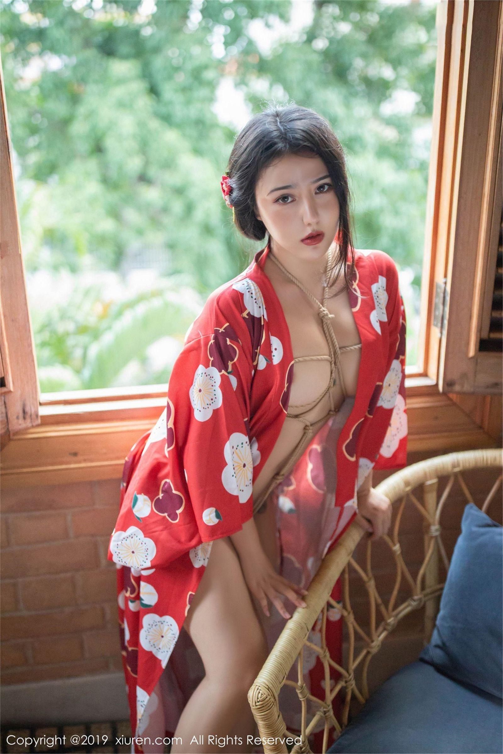 [XIUREN秀人网] 2019.06.11 NO.1492 美臀女神 Manuela玛鲁娜_p013