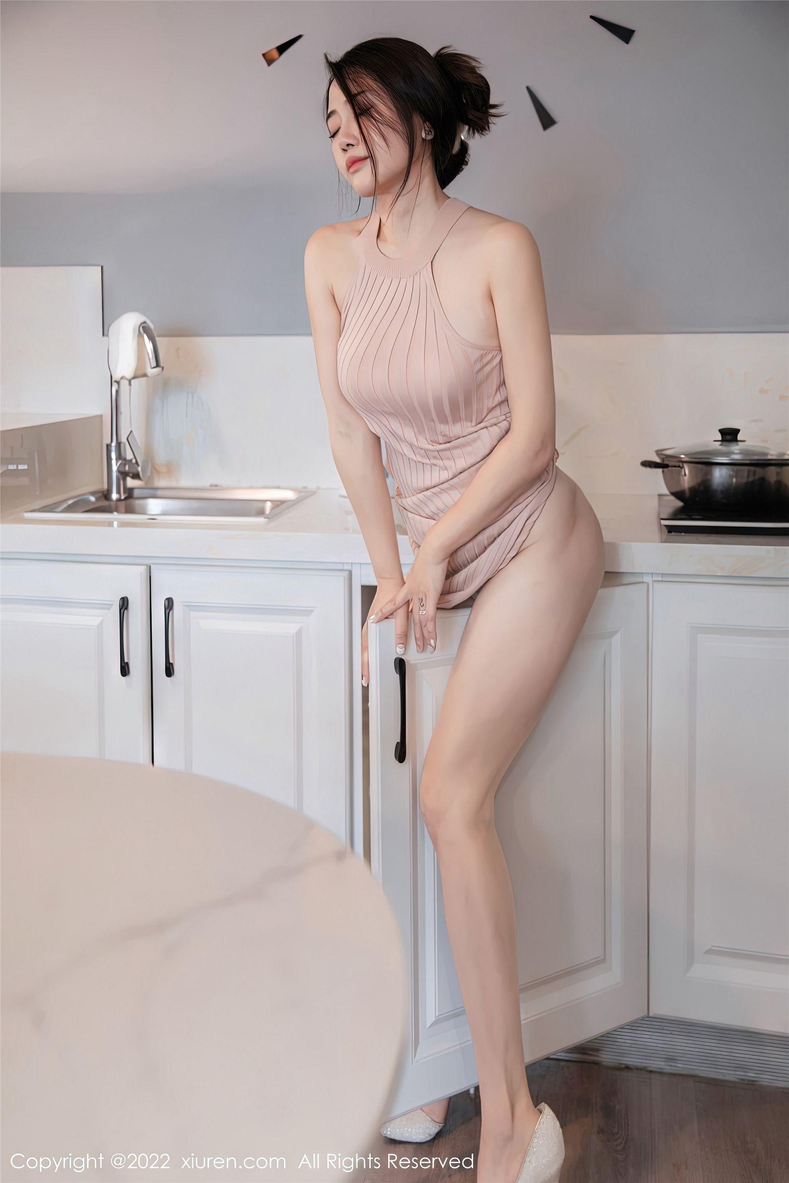 [XIUREN秀人网] 2022.12.30 NO.6066 严利娅Yuliya_p043