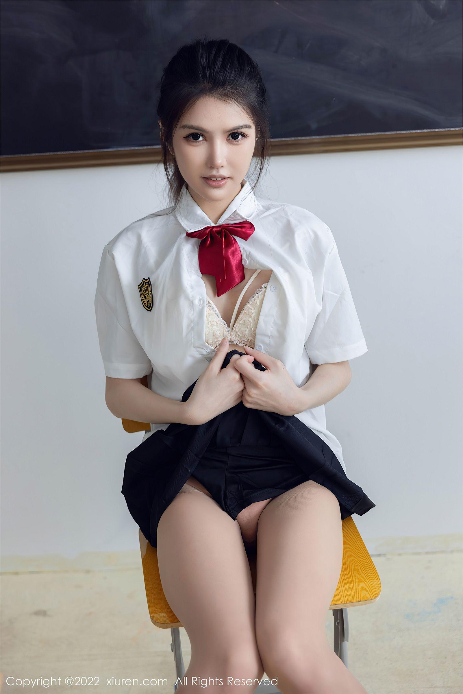 [XIUREN秀人网] 2022.10.26 NO.5762 媛媛酱belle_p017