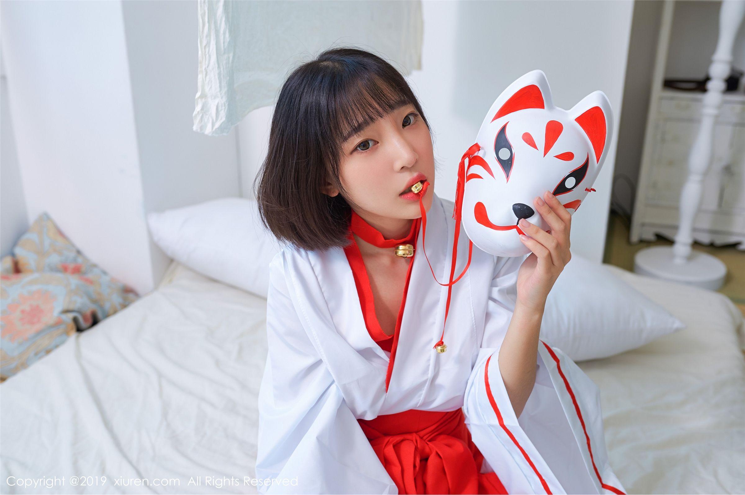 [XIUREN秀人网] 2019.09.29 NO.1702 模特_卿卿_p016