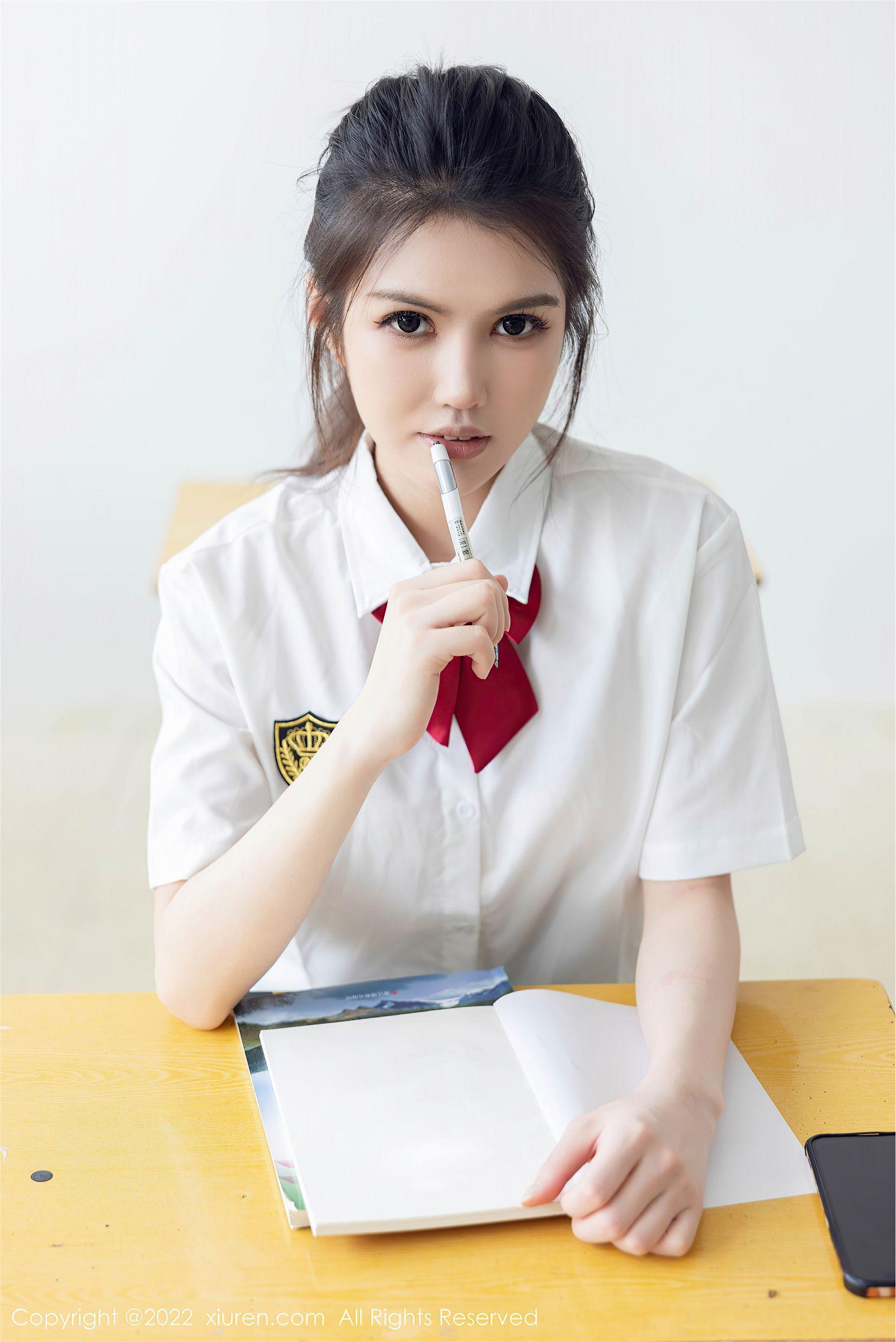 [XIUREN秀人网] 2022.10.26 NO.5762 媛媛酱belle_p034