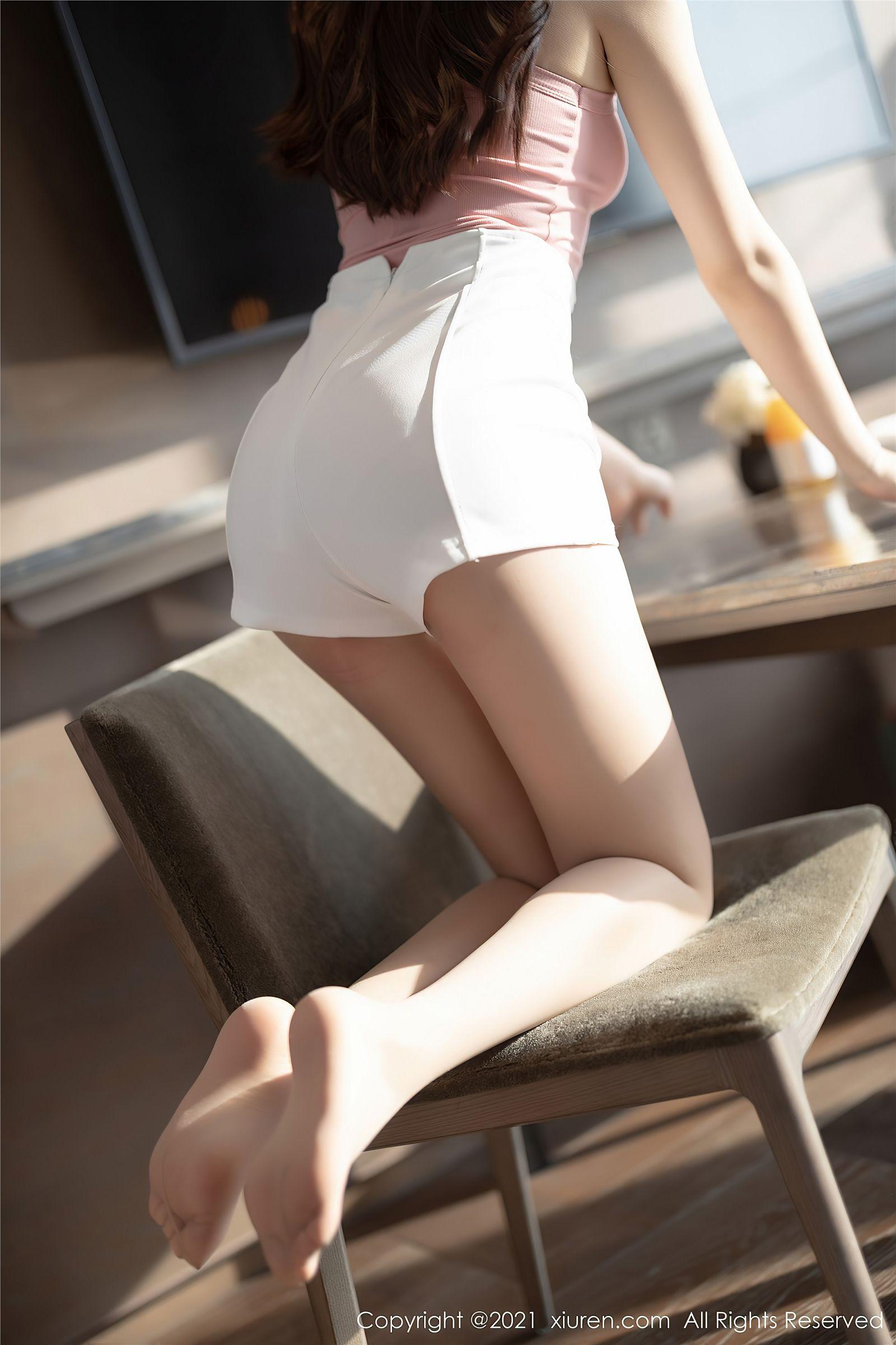 [XIUREN秀人网] 2021.03.25 NO.3245 芝芝Booty_p031