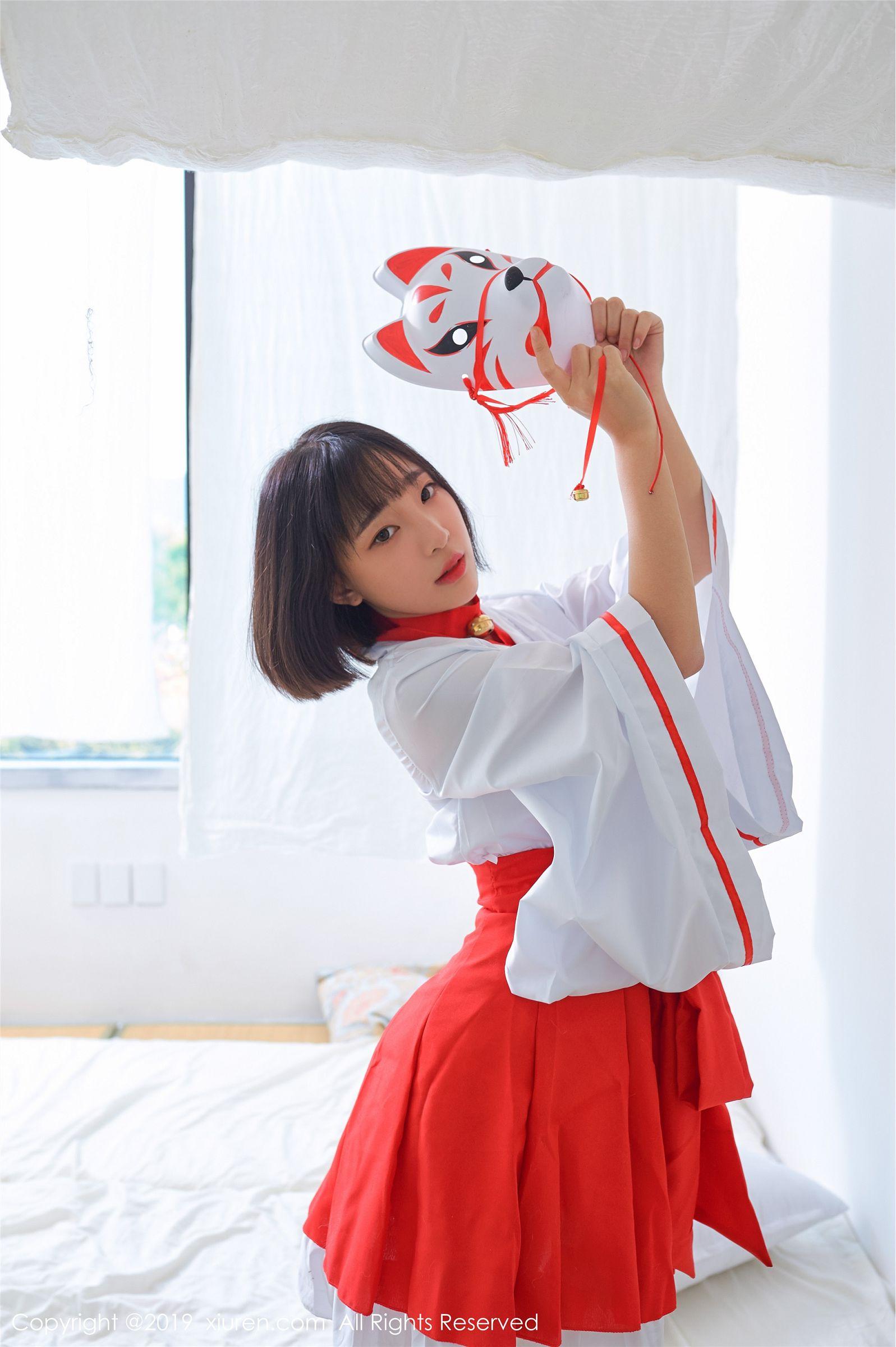 [XIUREN秀人网] 2019.09.29 NO.1702 模特_卿卿_p018