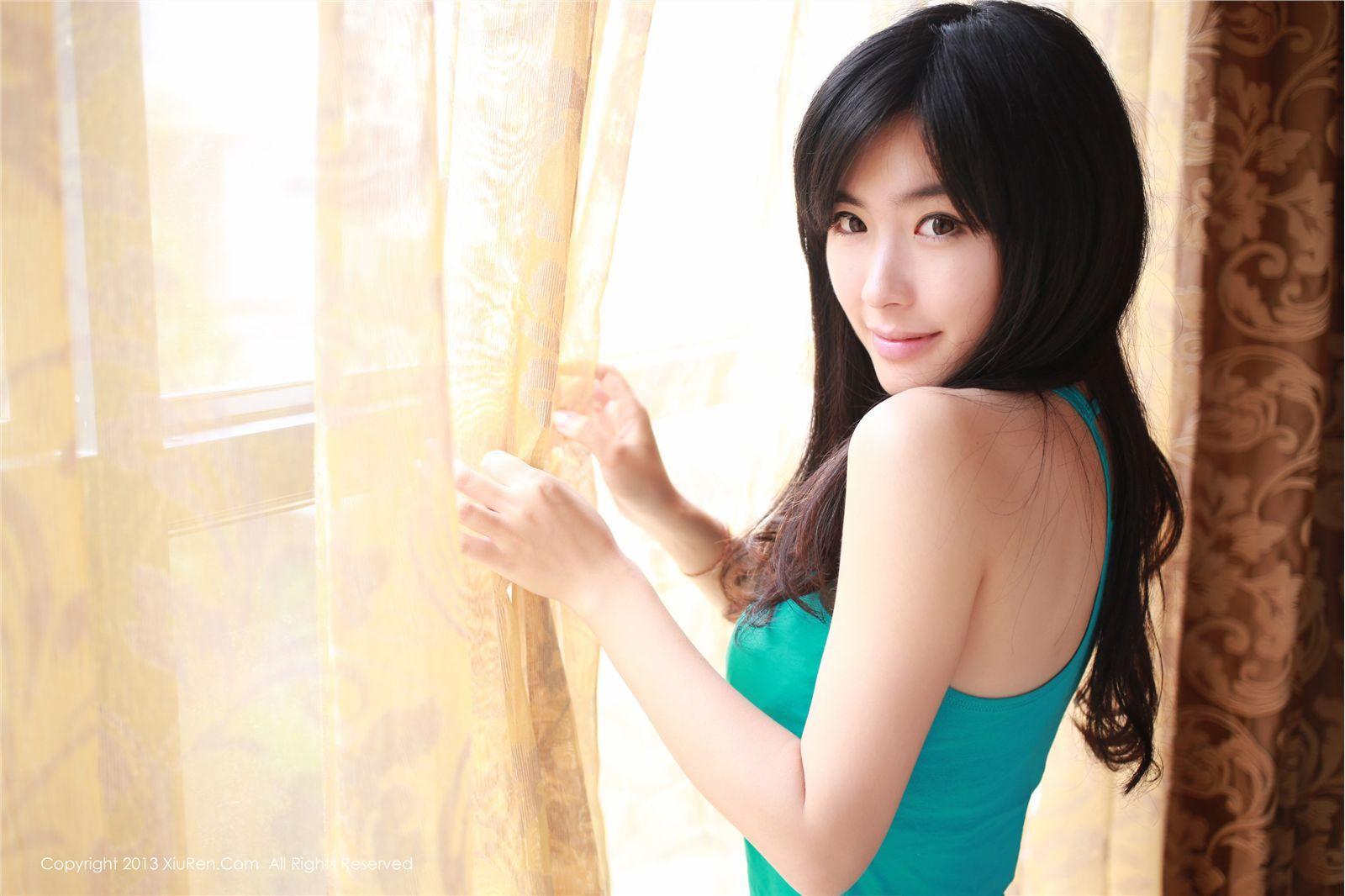[秀人XIUREN] 2013.09.11 NO.010 刘雪妮Verna_p032