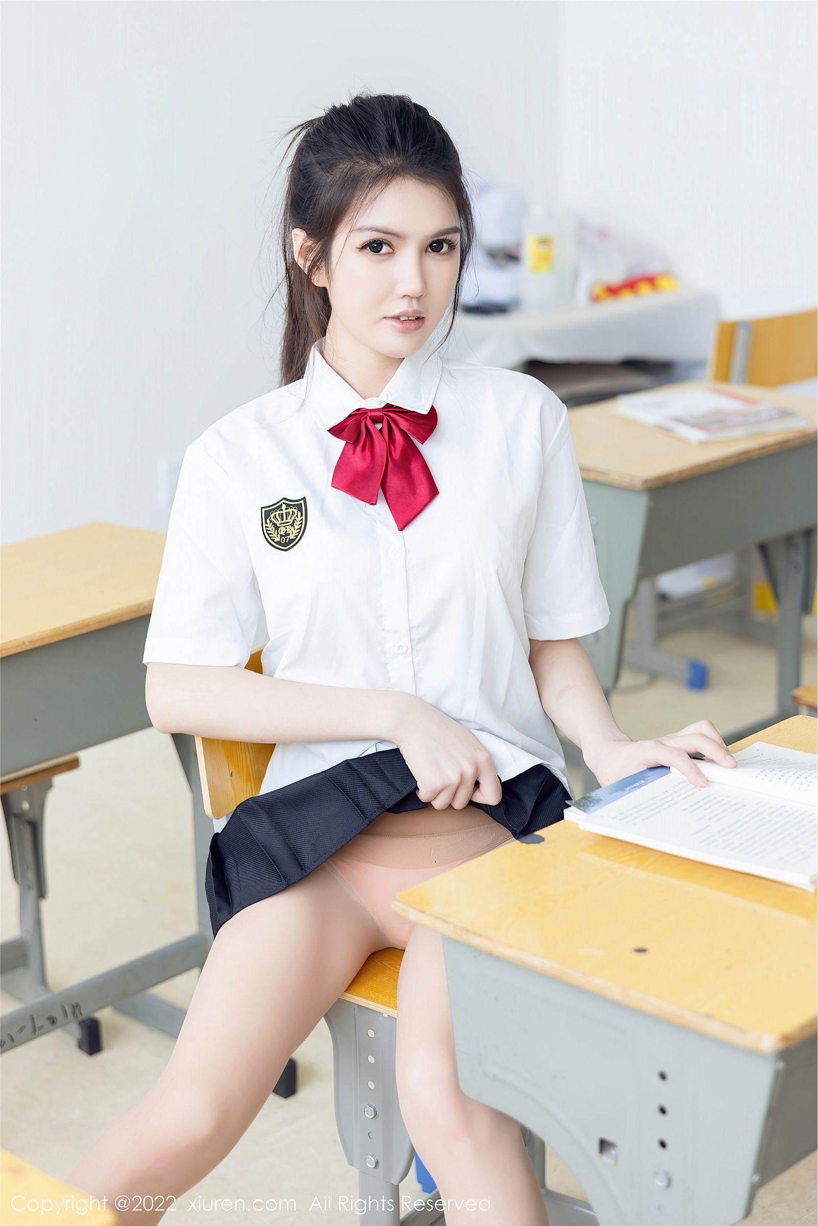 [XIUREN秀人网] 2022.10.26 NO.5762 媛媛酱belle_p063