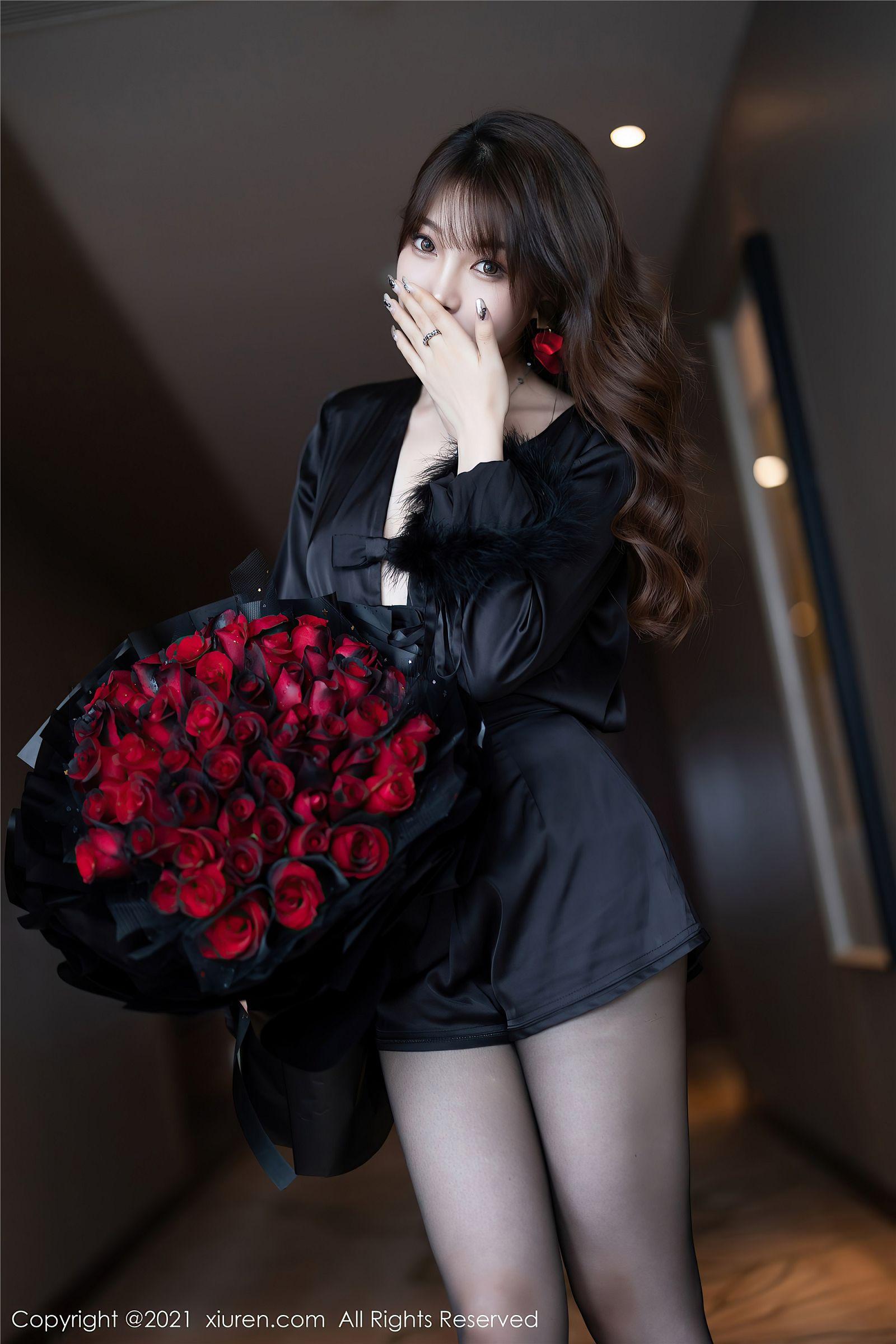[XIUREN秀人网] 2021.11.11 NO.4205 芝芝Booty_p012