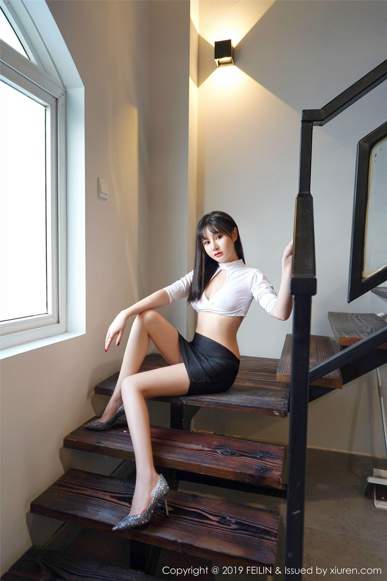 [FEILIN嗲囡囡] 2019.10.09 Vol.210 Celina青妍_p003