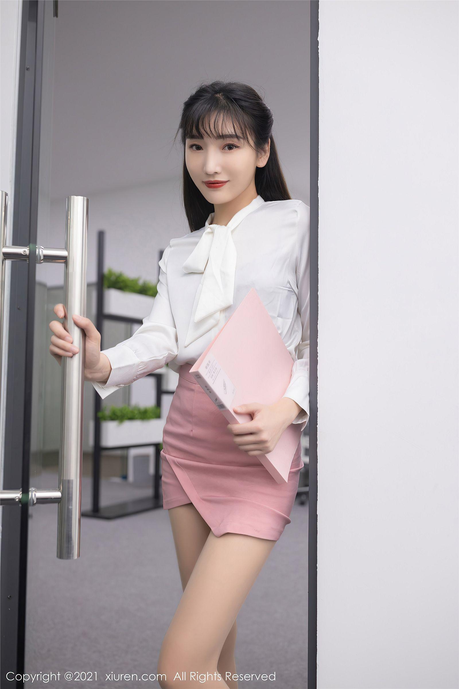 [XIUREN秀人网] 2021.01.21 NO.3030 陆萱萱_p016