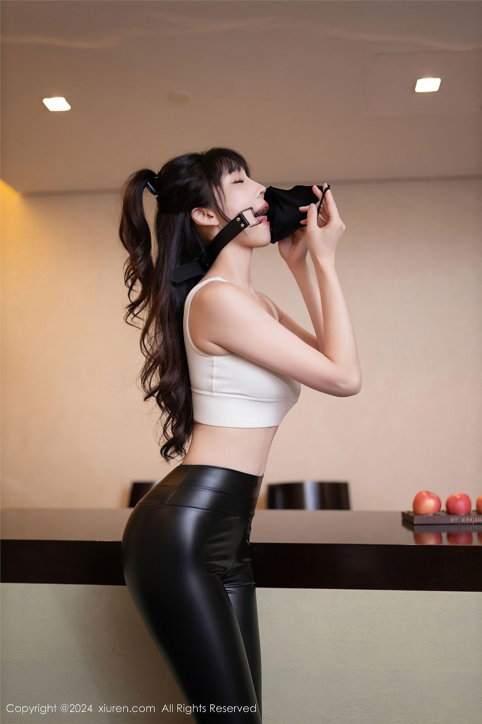 [XIUREN秀人网] 2024.10.31 NO.9377 陆萱萱_p006