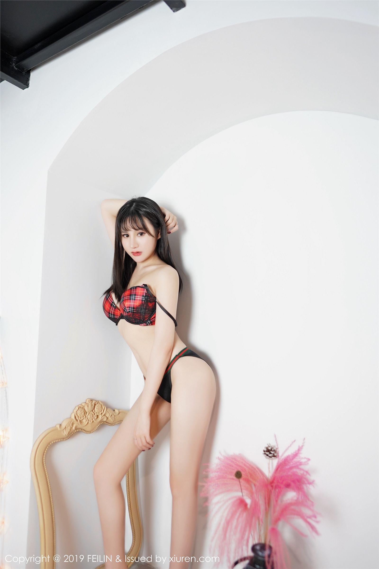 [FEILIN嗲囡囡] 2019.10.09 Vol.210 Celina青妍_p021