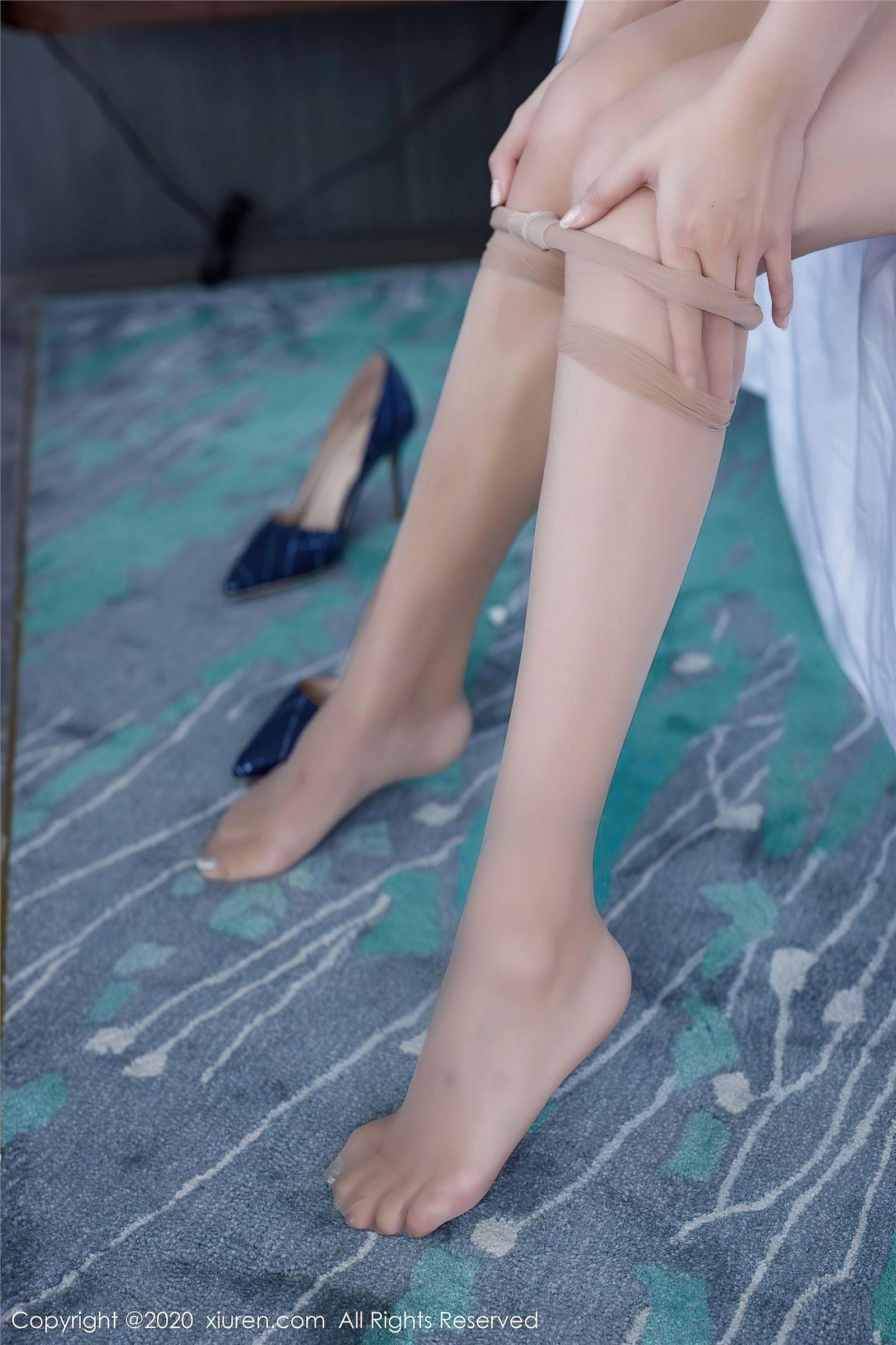 [XIUREN秀人网] 2020.11.09 NO.2754 Lavinia肉肉_p001