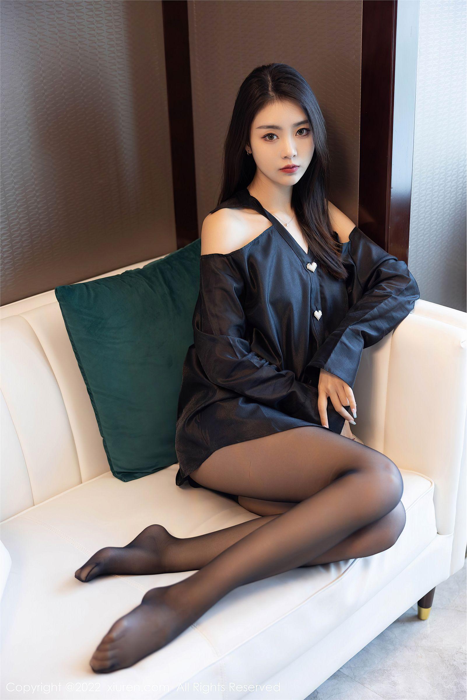 [XIUREN秀人网] 2022.04.28 NO.4940 可樂Vicky_p012