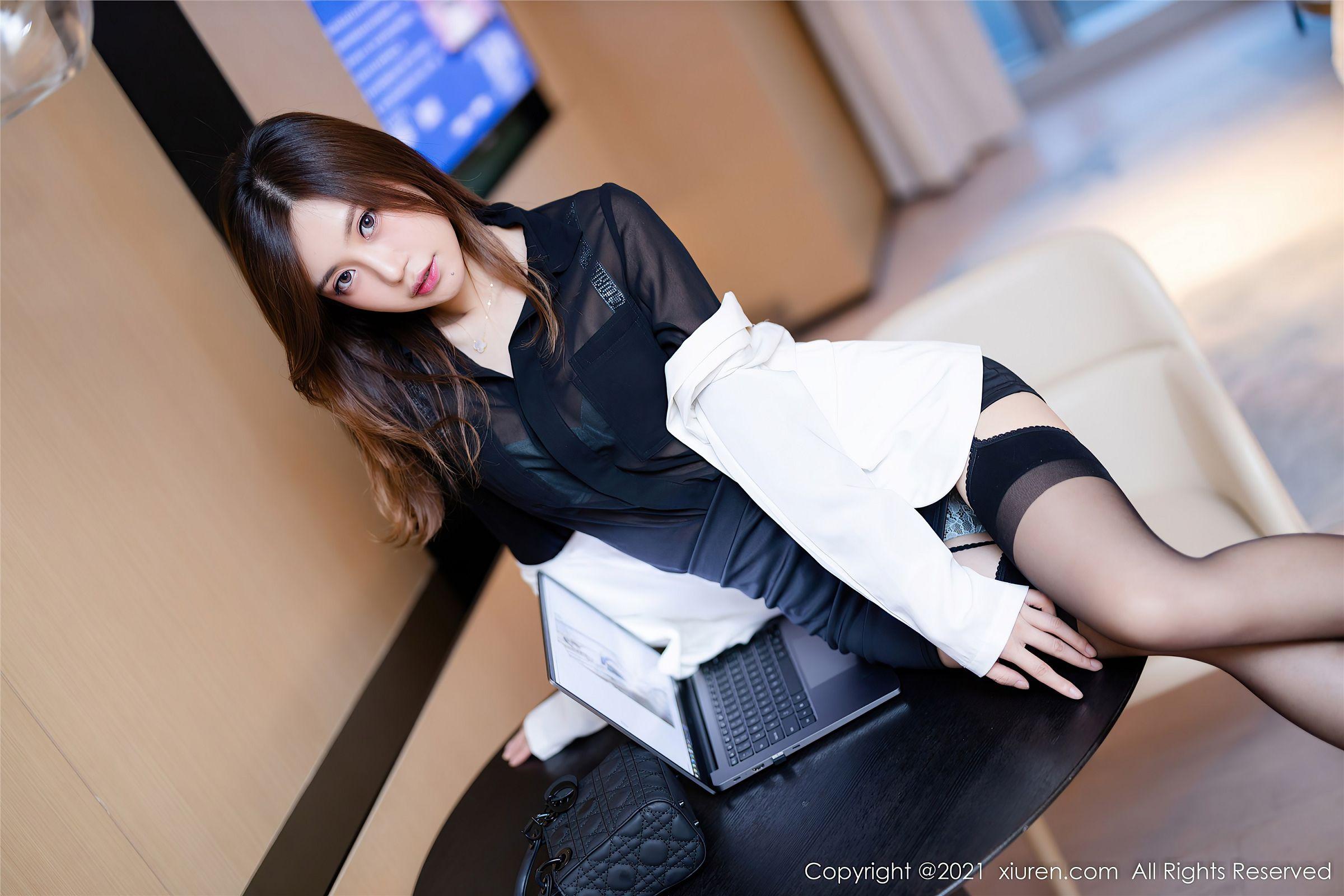 [XIUREN秀人网] 2021.11.30 NO.4285 绮里嘉ula_p014