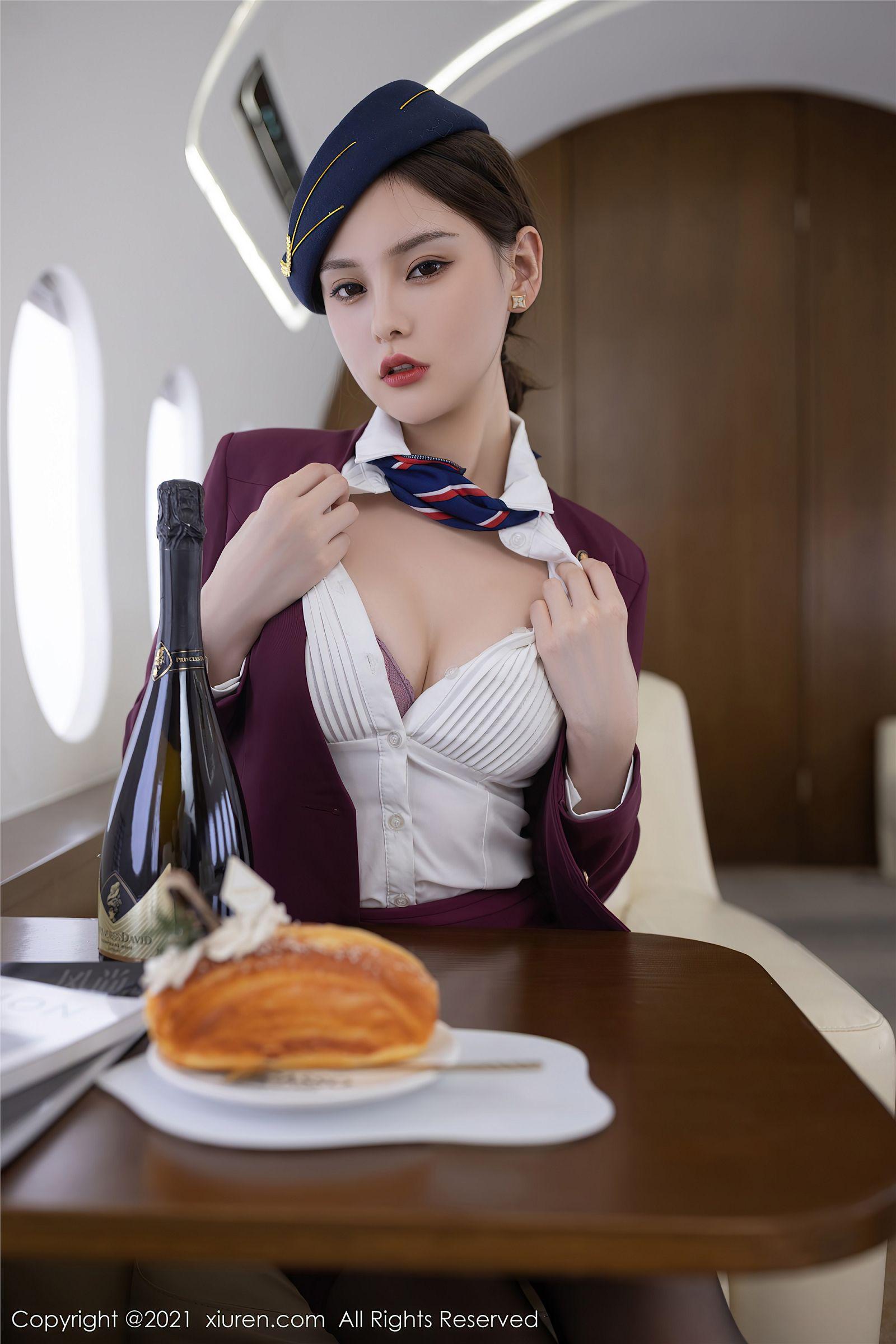 [XIUREN秀人网] 2021.11.24 NO.4264 王心怡_p030