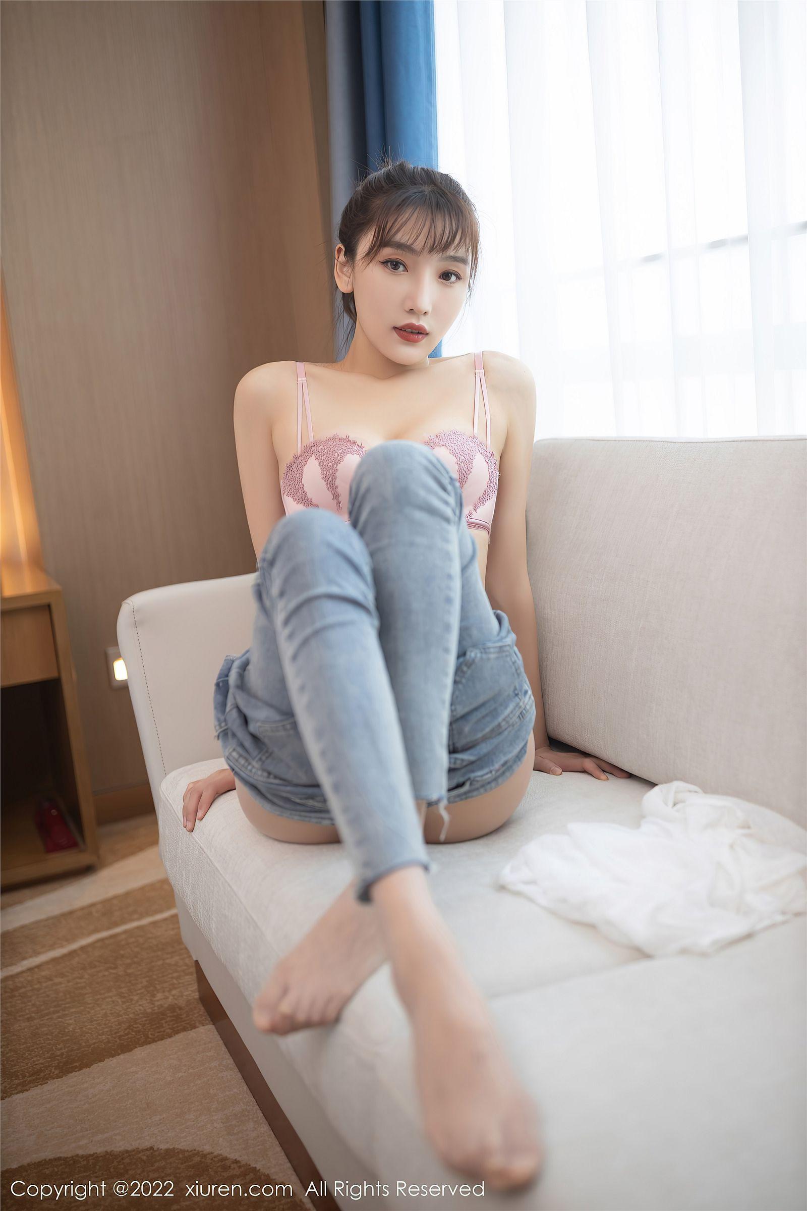 [XIUREN秀人网] 2022.01.20 NO.4493 陆萱萱_p044