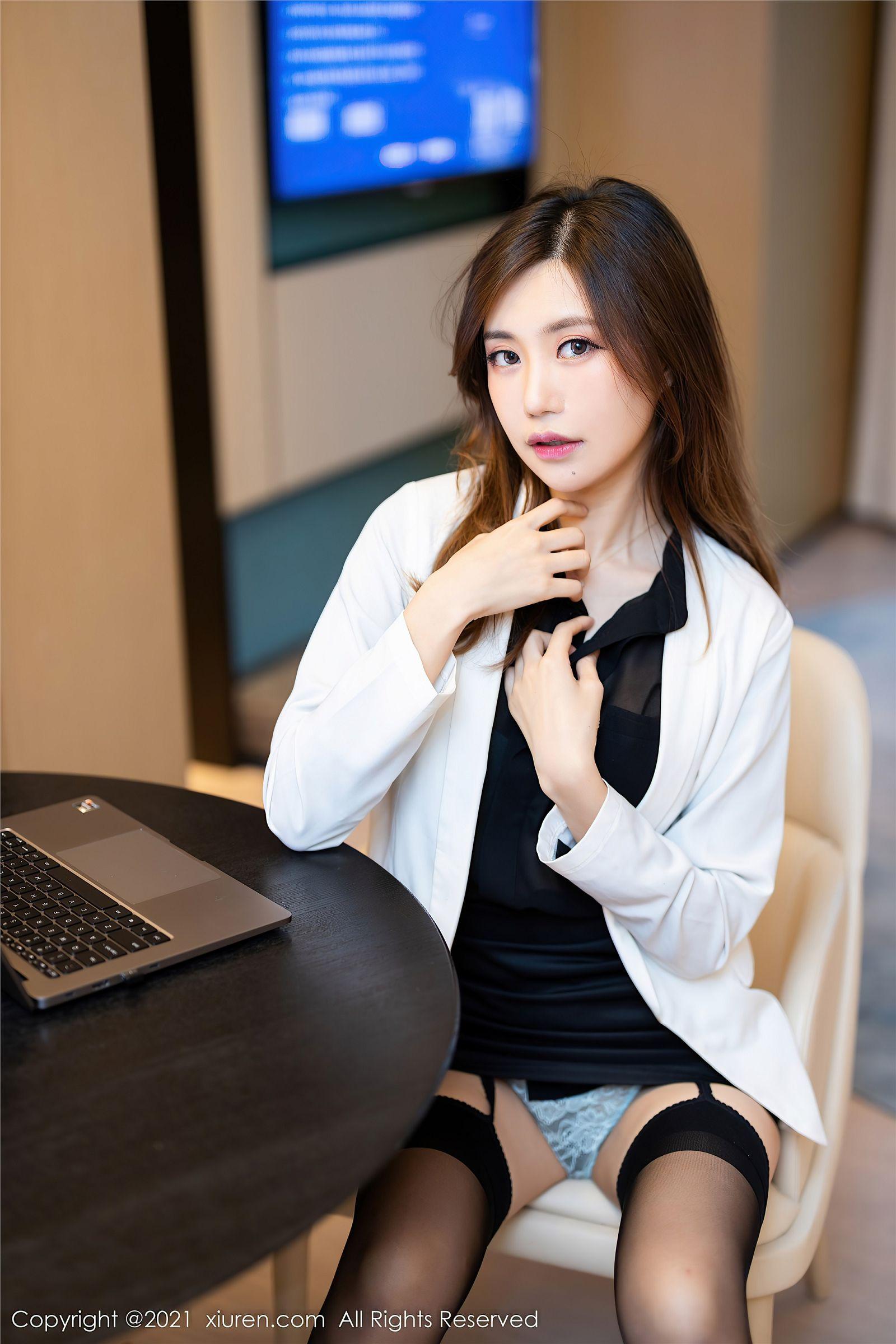 [XIUREN秀人网] 2021.11.30 NO.4285 绮里嘉ula_p008