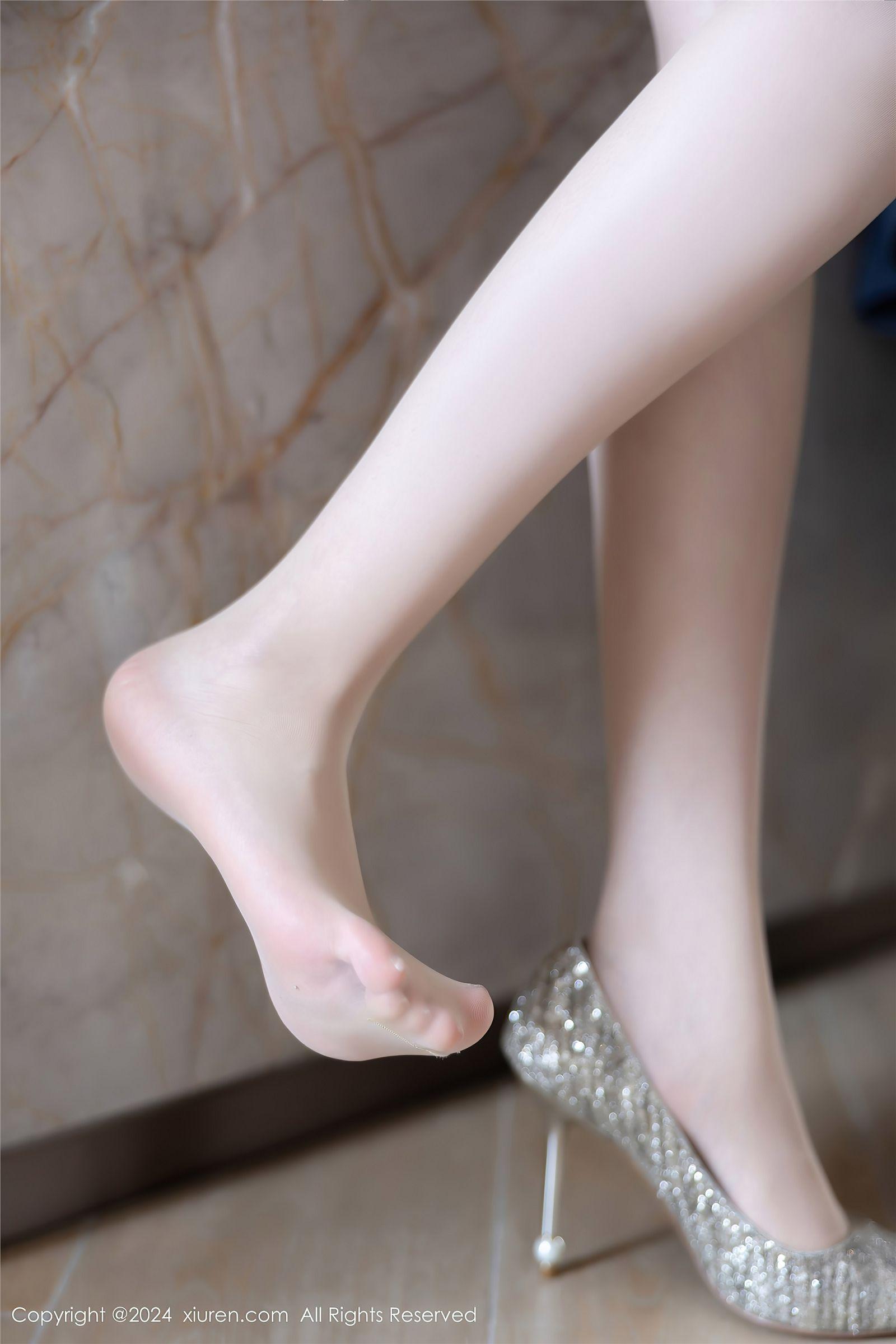 [XIUREN秀人网] 2024.05.30 NO.8629 徐莉芝Booty_p005