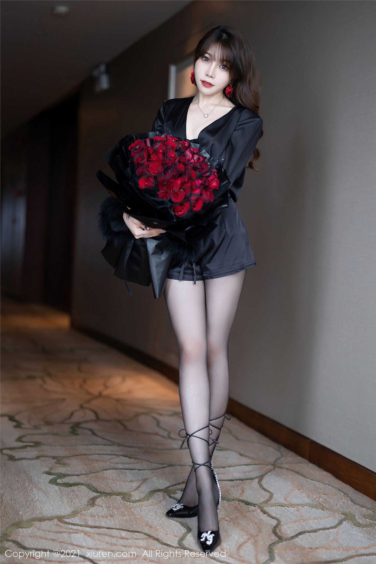 [XIUREN秀人网] 2021.11.11 NO.4205 芝芝Booty_p085