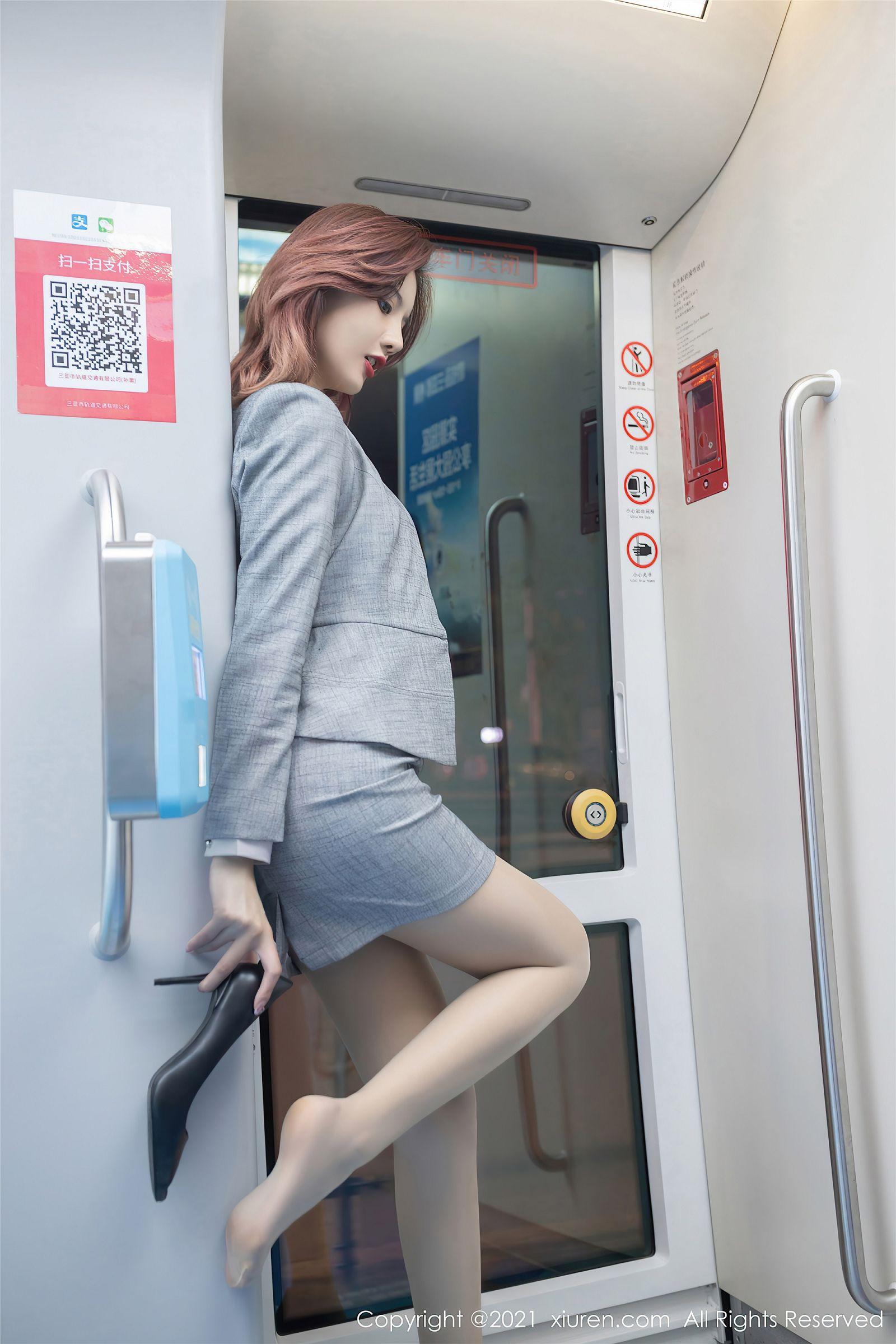 [XIUREN秀人网] 2021.01.06 NO.2979 就是阿朱啊_p009