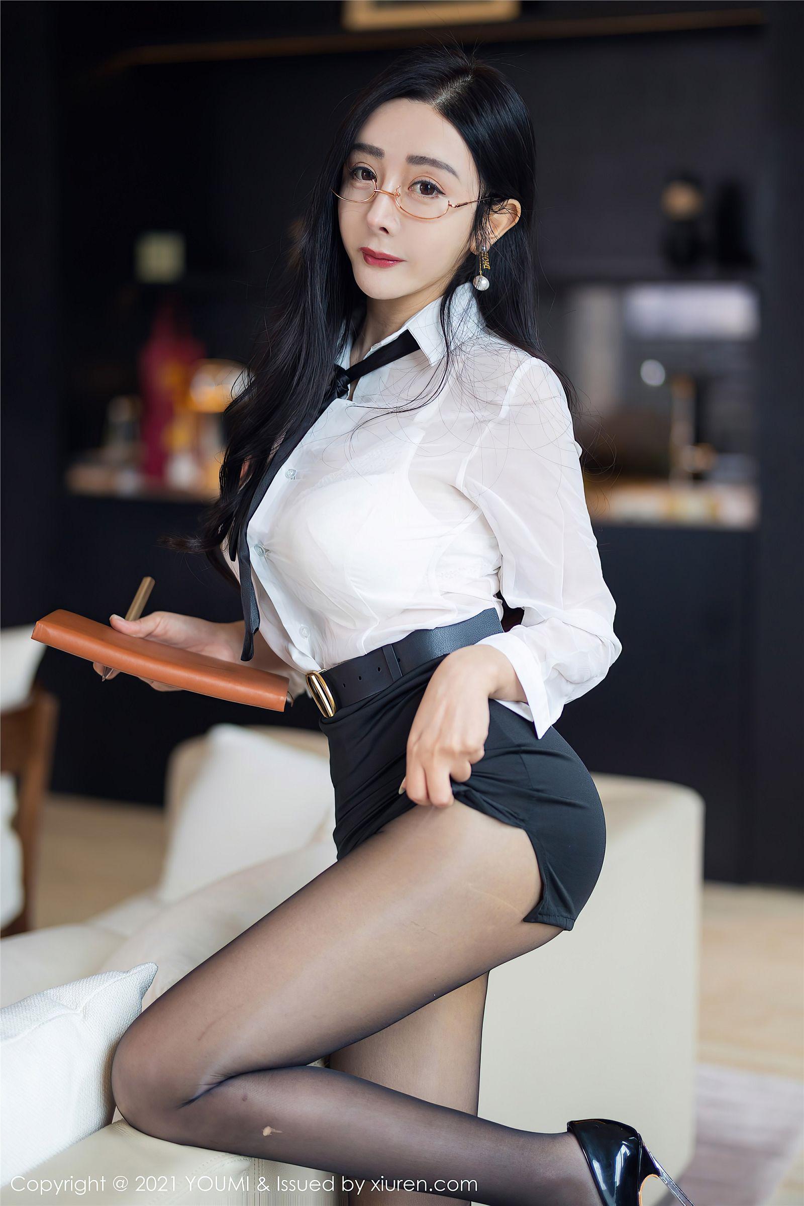 [YOUMI尤蜜荟] 2021.11.26 NO.723 允爾_p010