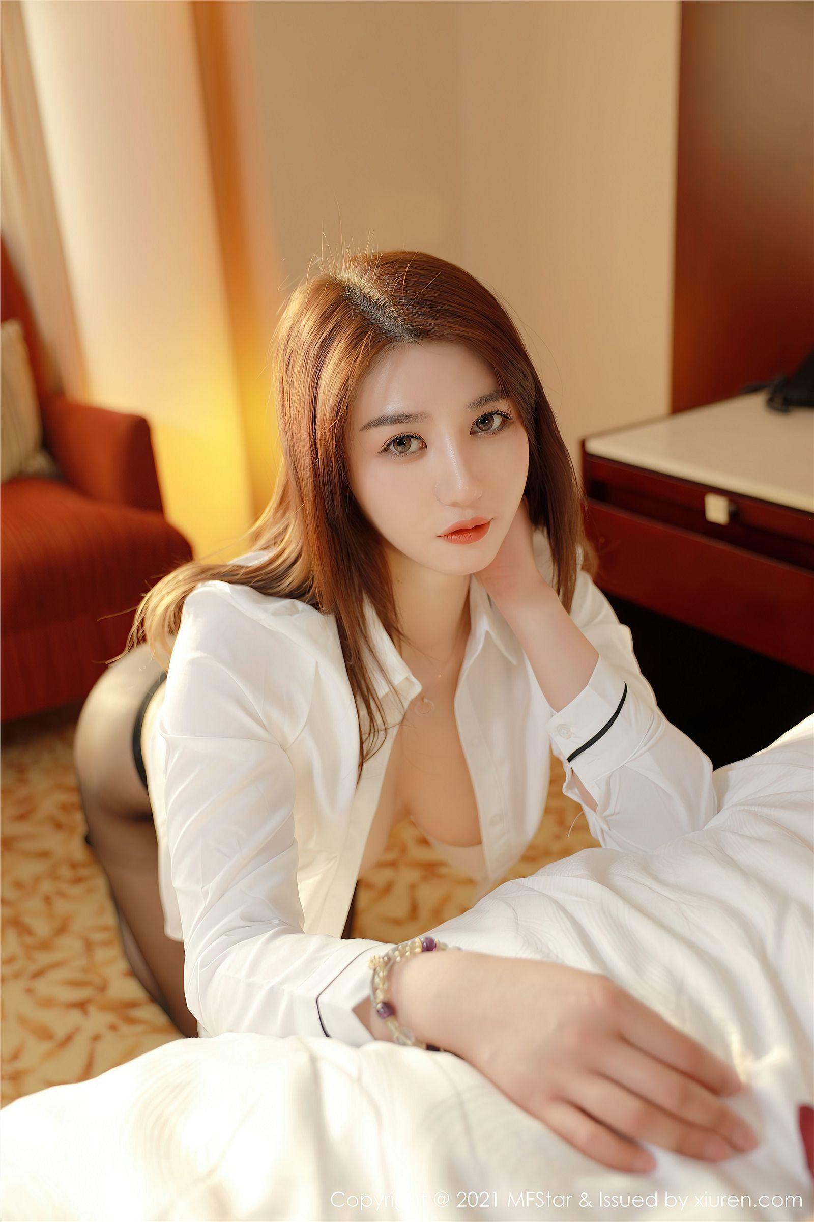 [MFStar模范学院] 2021.03.10 NO.466 fairy如歌 黑丝 丰满_p024